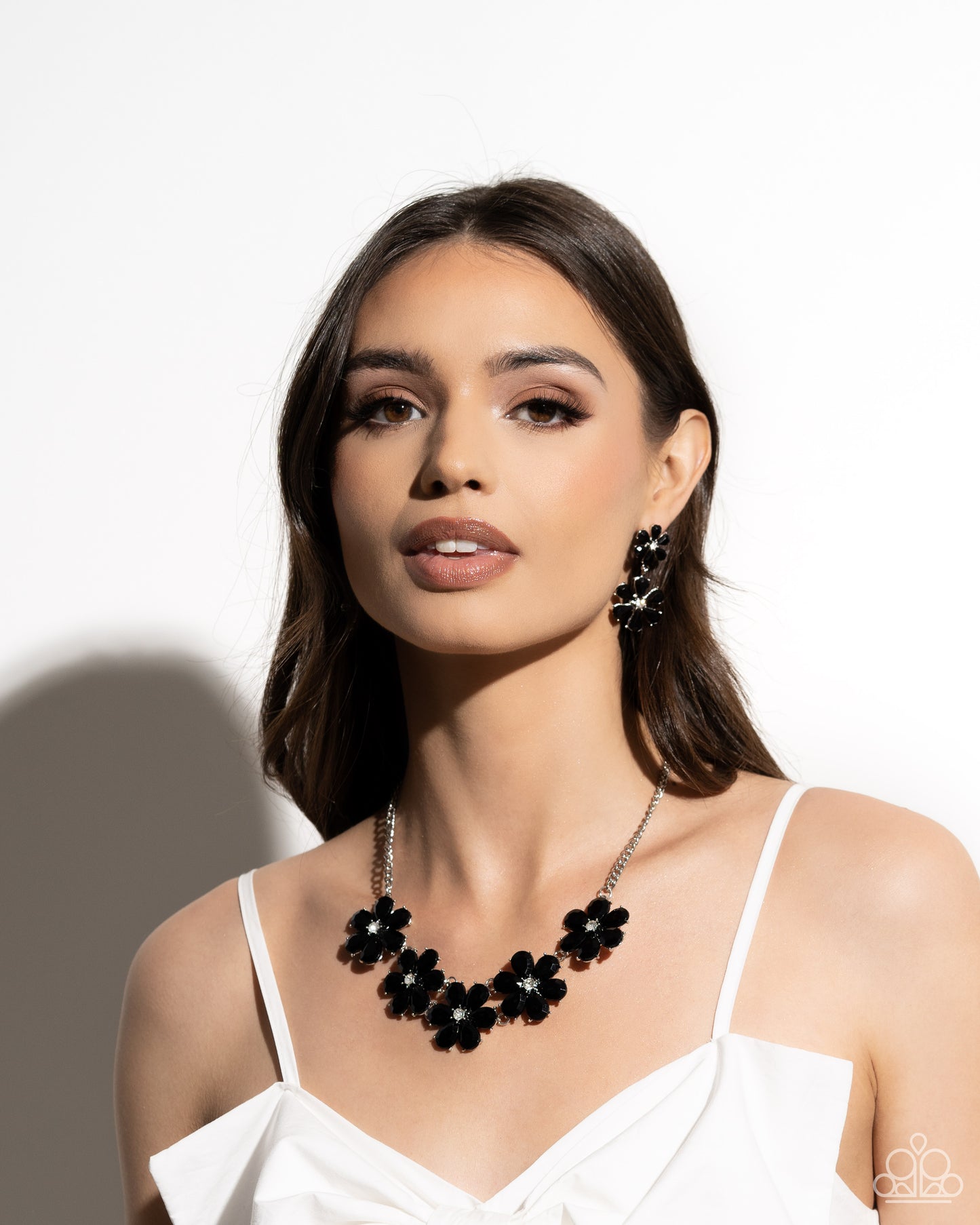 A Blast of Blossoms - black - Paparazzi earrings