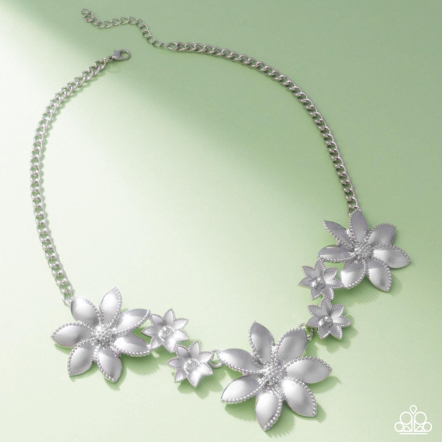 Active Imagination - silver - Paparazzi necklace