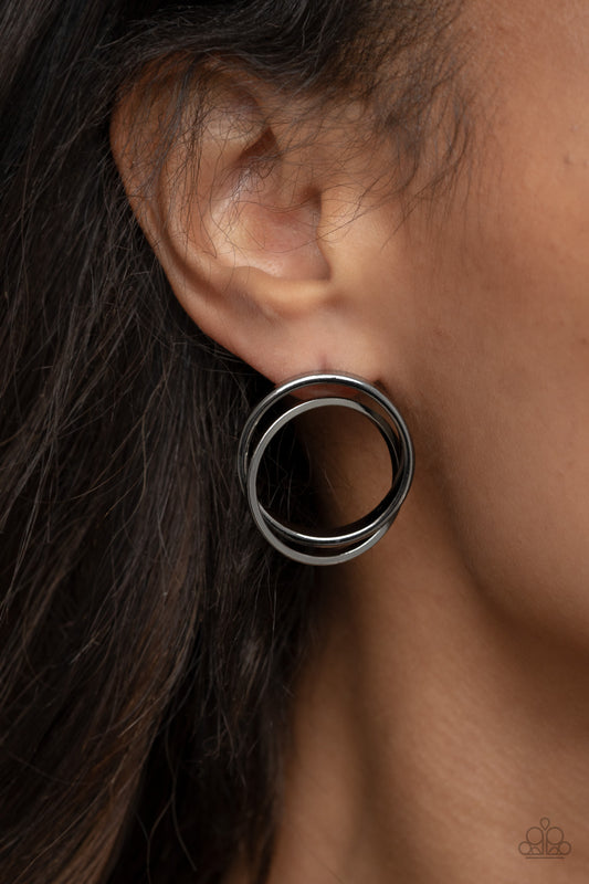Always In The Loop - black - Paparazzi earrings