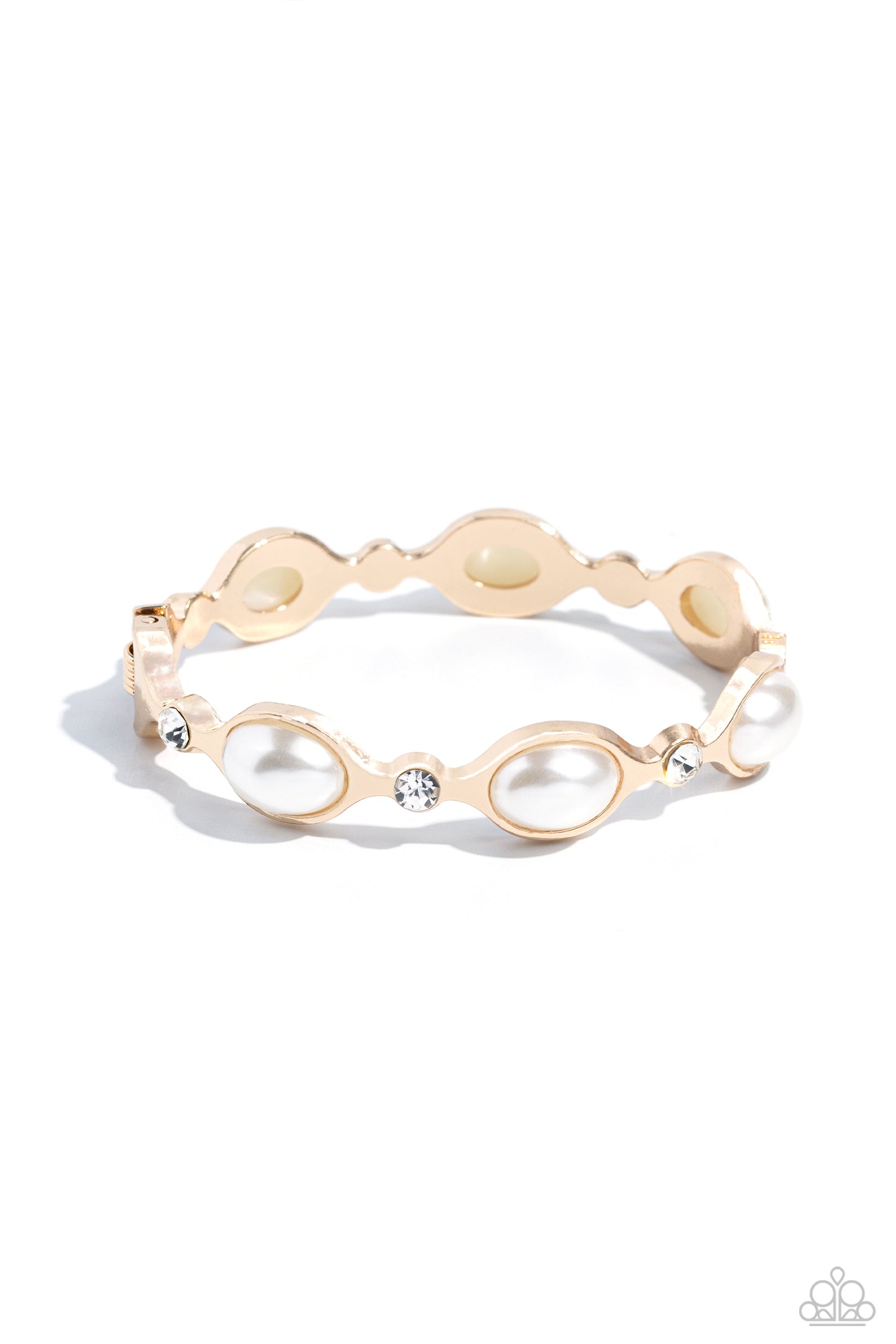 Are You Gonna Be My PEARL? - gold - Paparazzi bracelet
