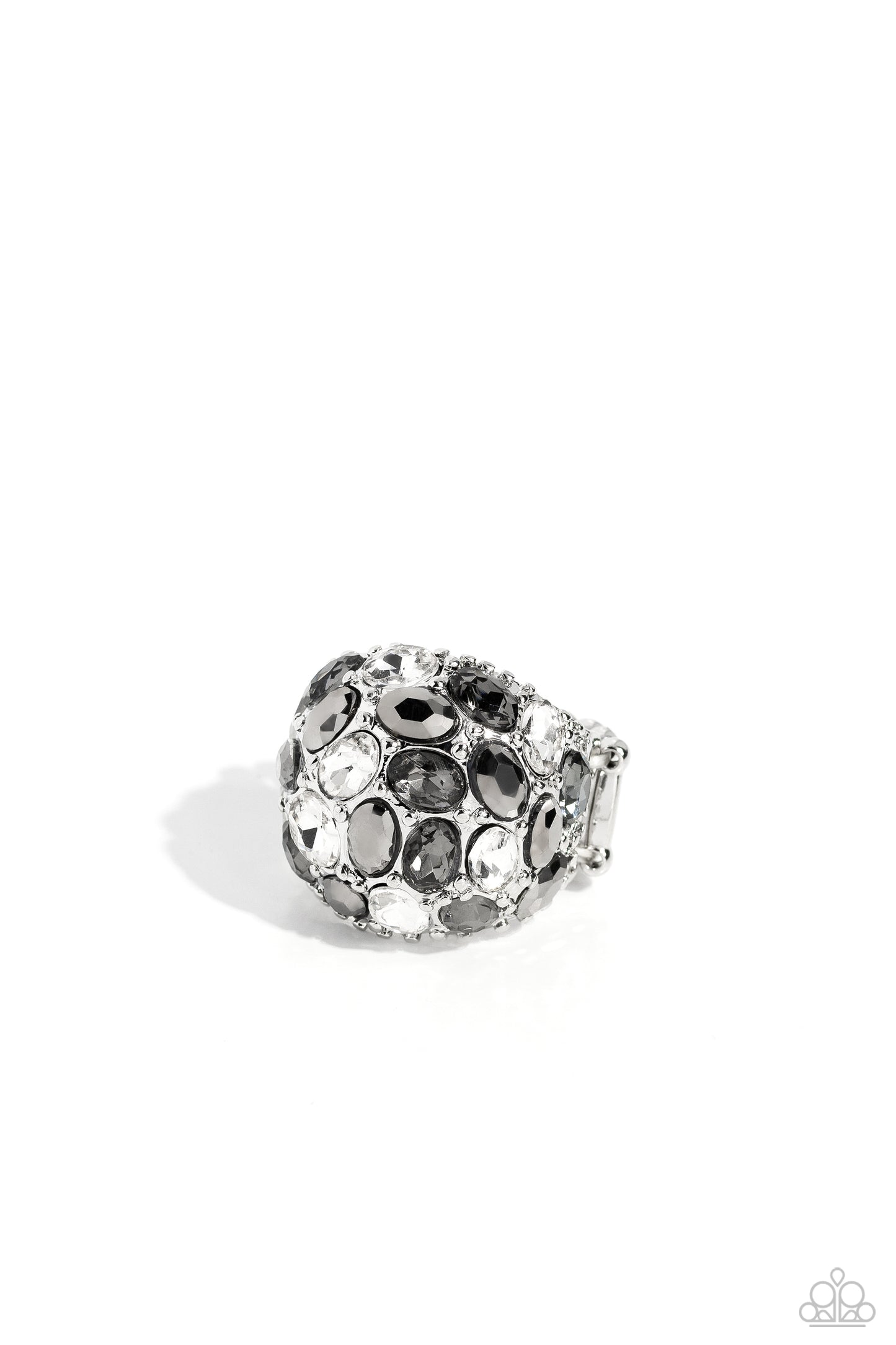BLING Loud and Proud - silver - Paparazzi ring