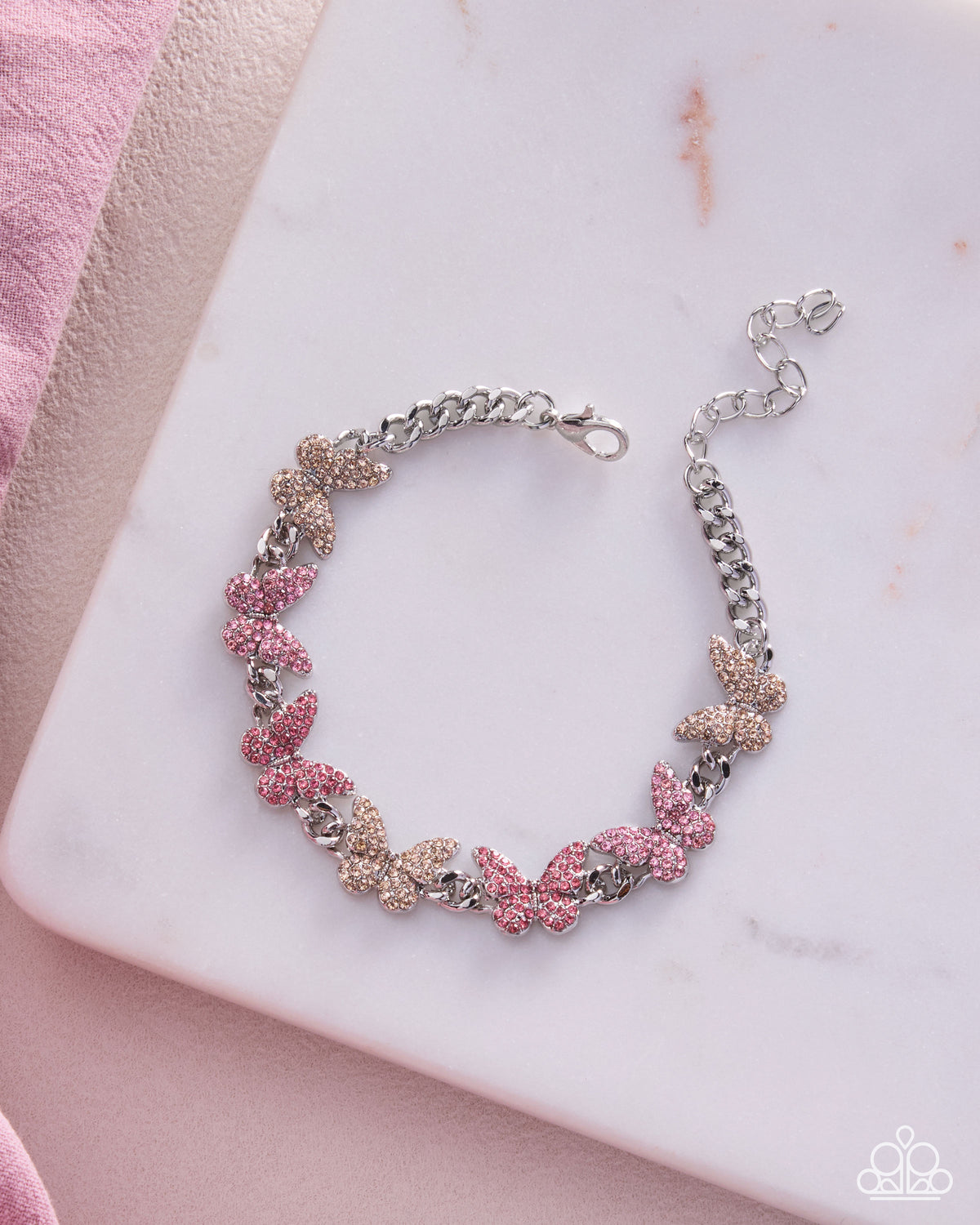 Bustling Butterflies - pink - Paparazzi bracelet