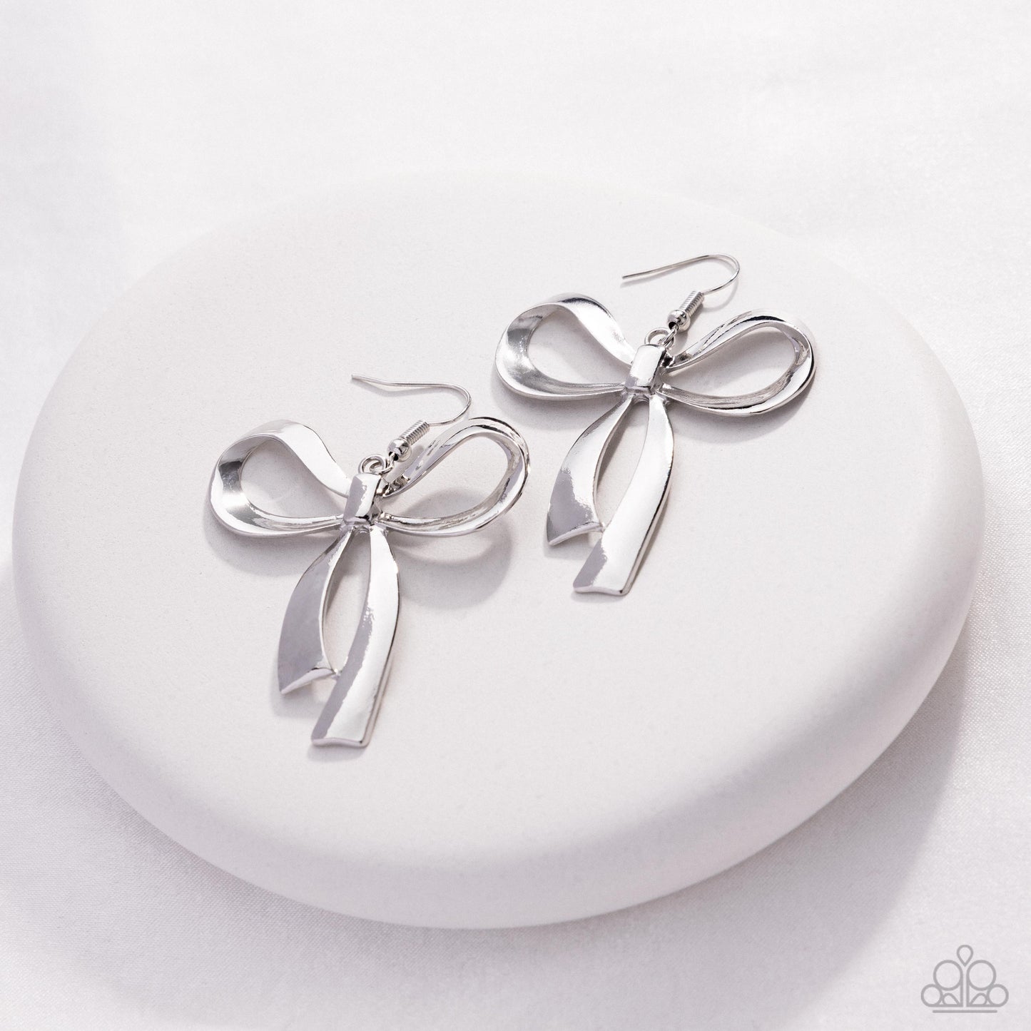 Captivating Coquette - silver - Paparazzi earrings