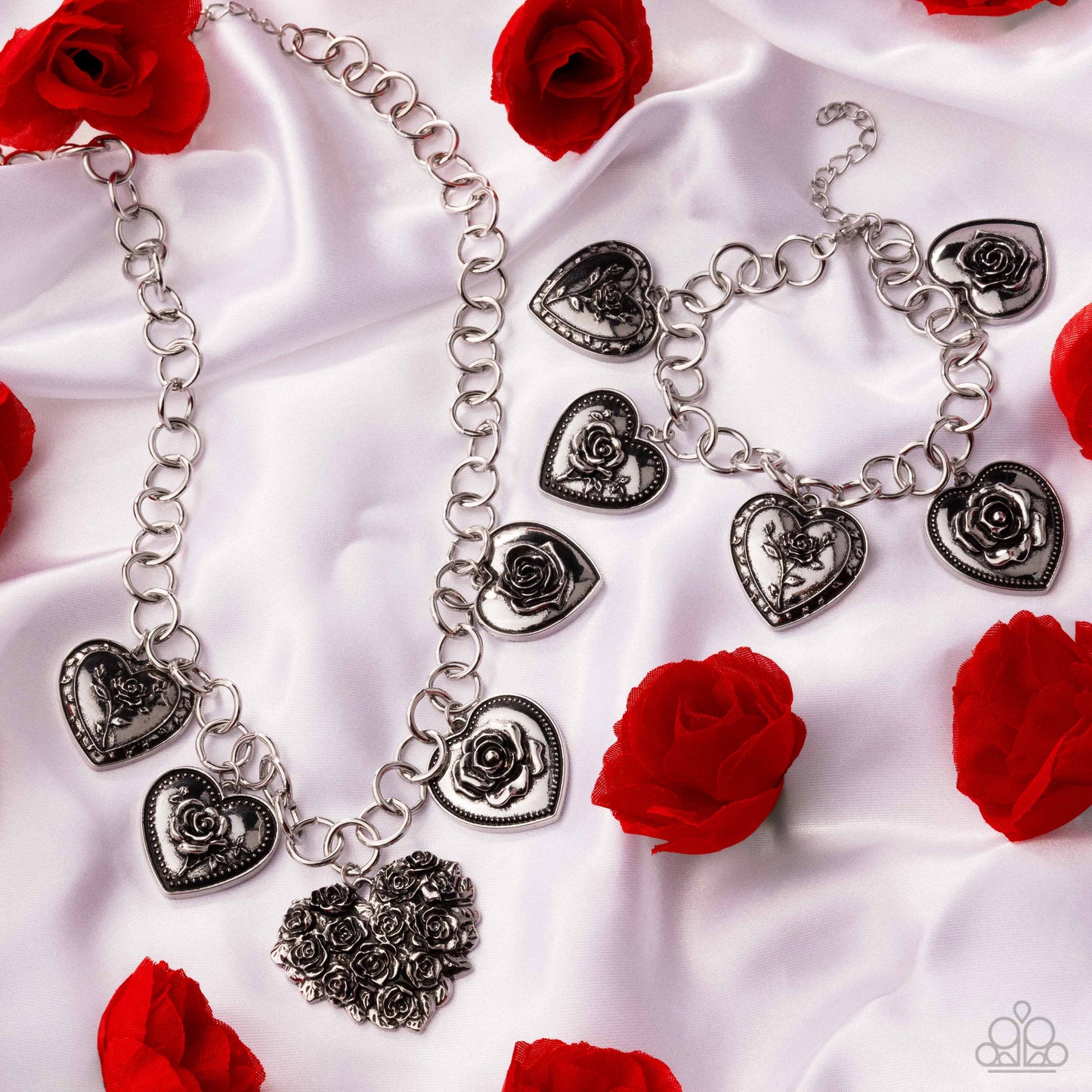 Elated Ending - silver - Paparazzi bracelet