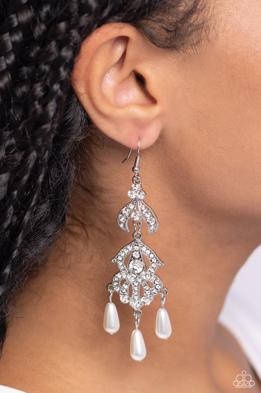 Cosmopolitan Combo - white - Paparazzi earrings