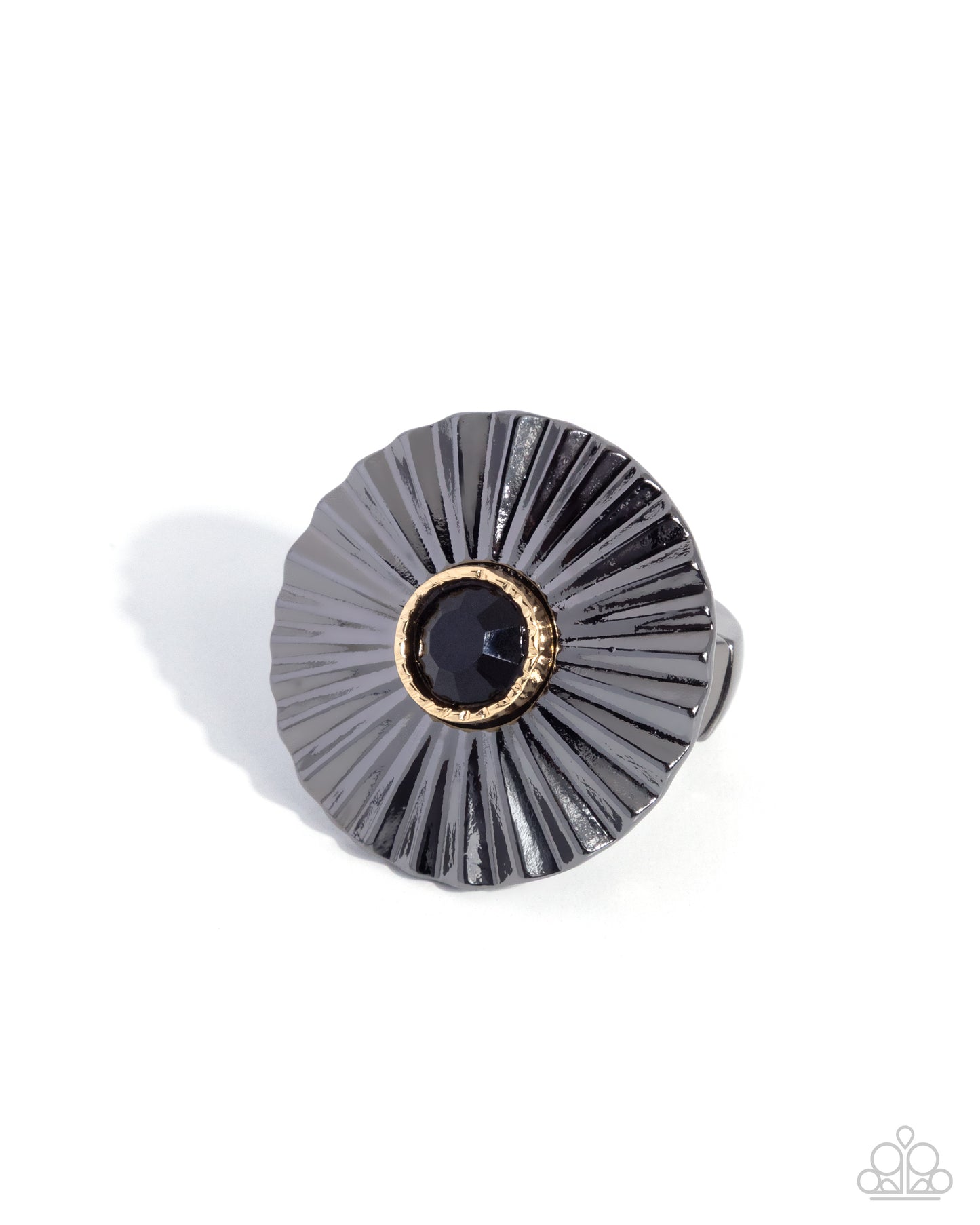Crimped Can-Can - black - Paparazzi ring