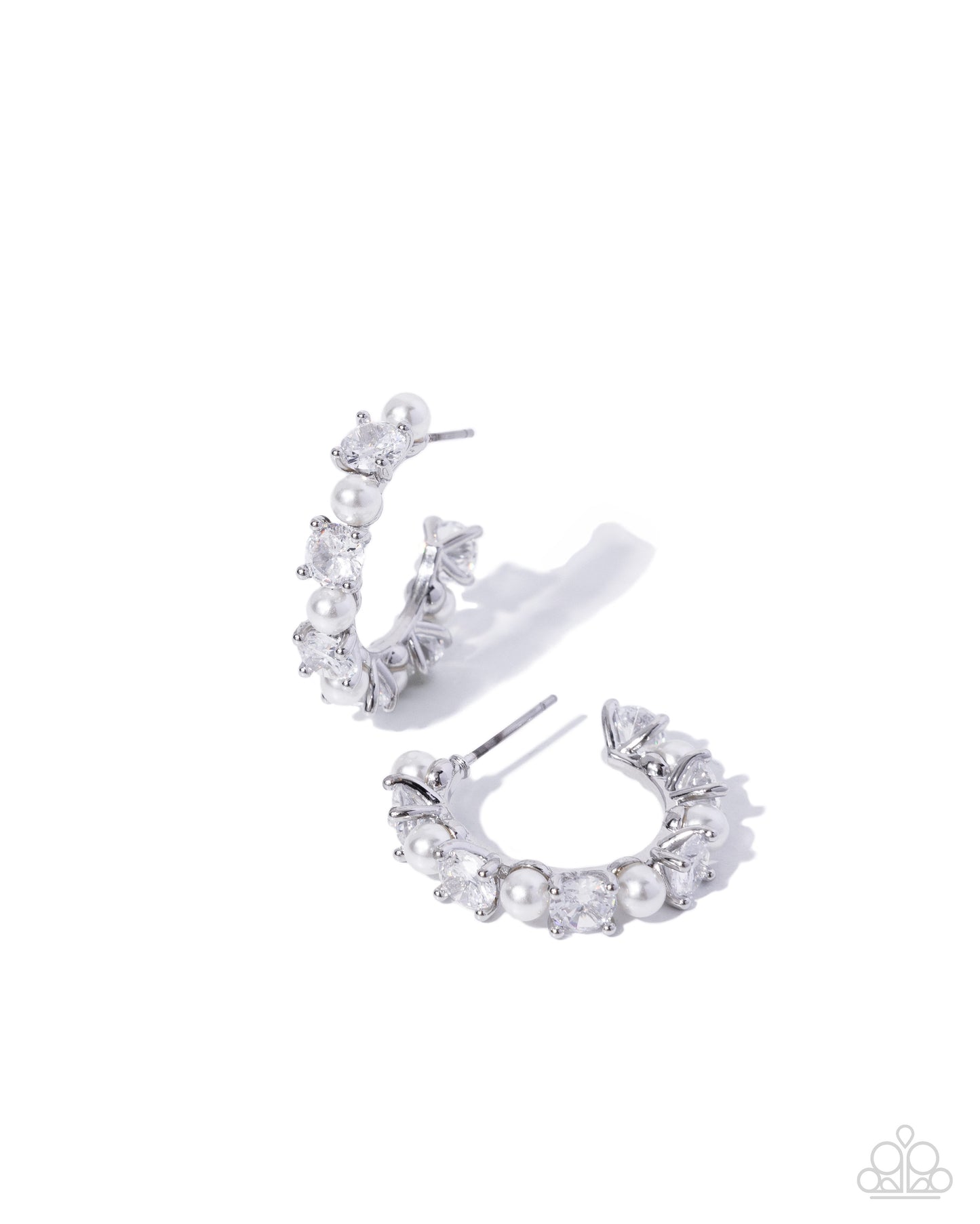 Crowning Class - white - Paparazzi earrings