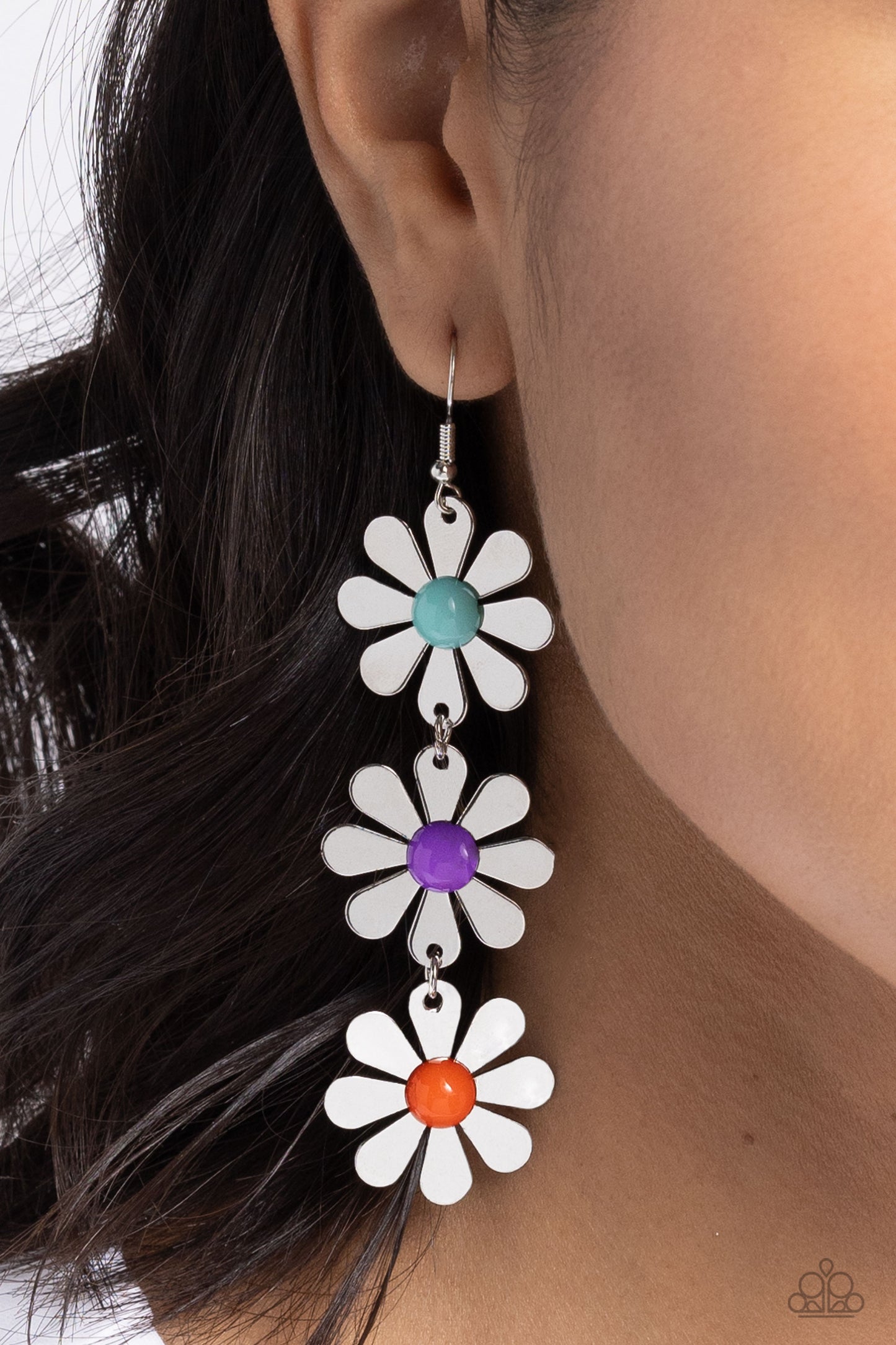 Daisy Dame - purple - Paparazzi earrings