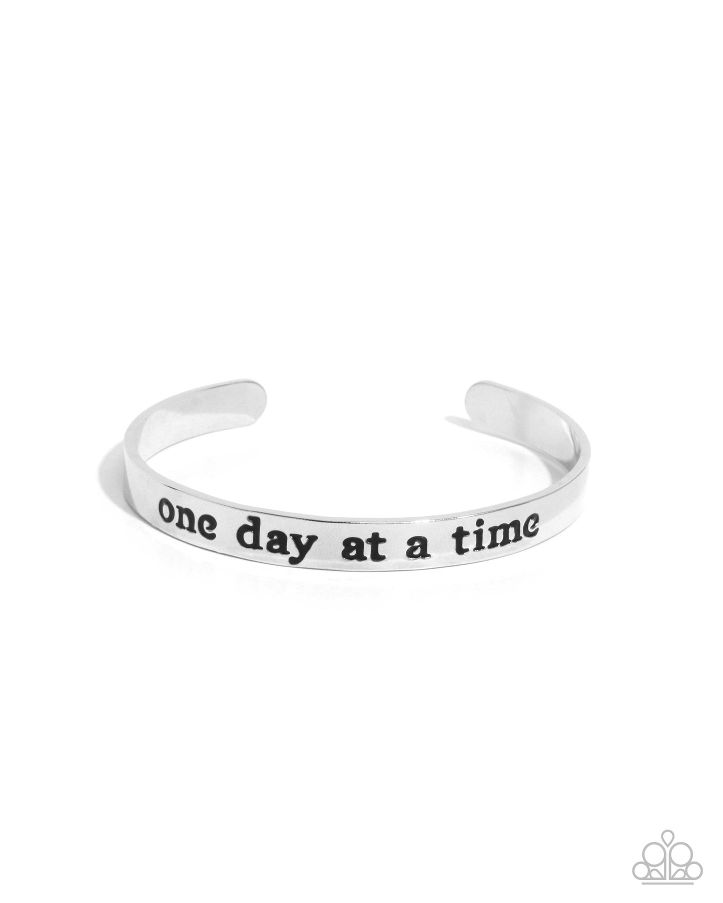 Day By Day Delight - silver - Paparazzi bracelet
