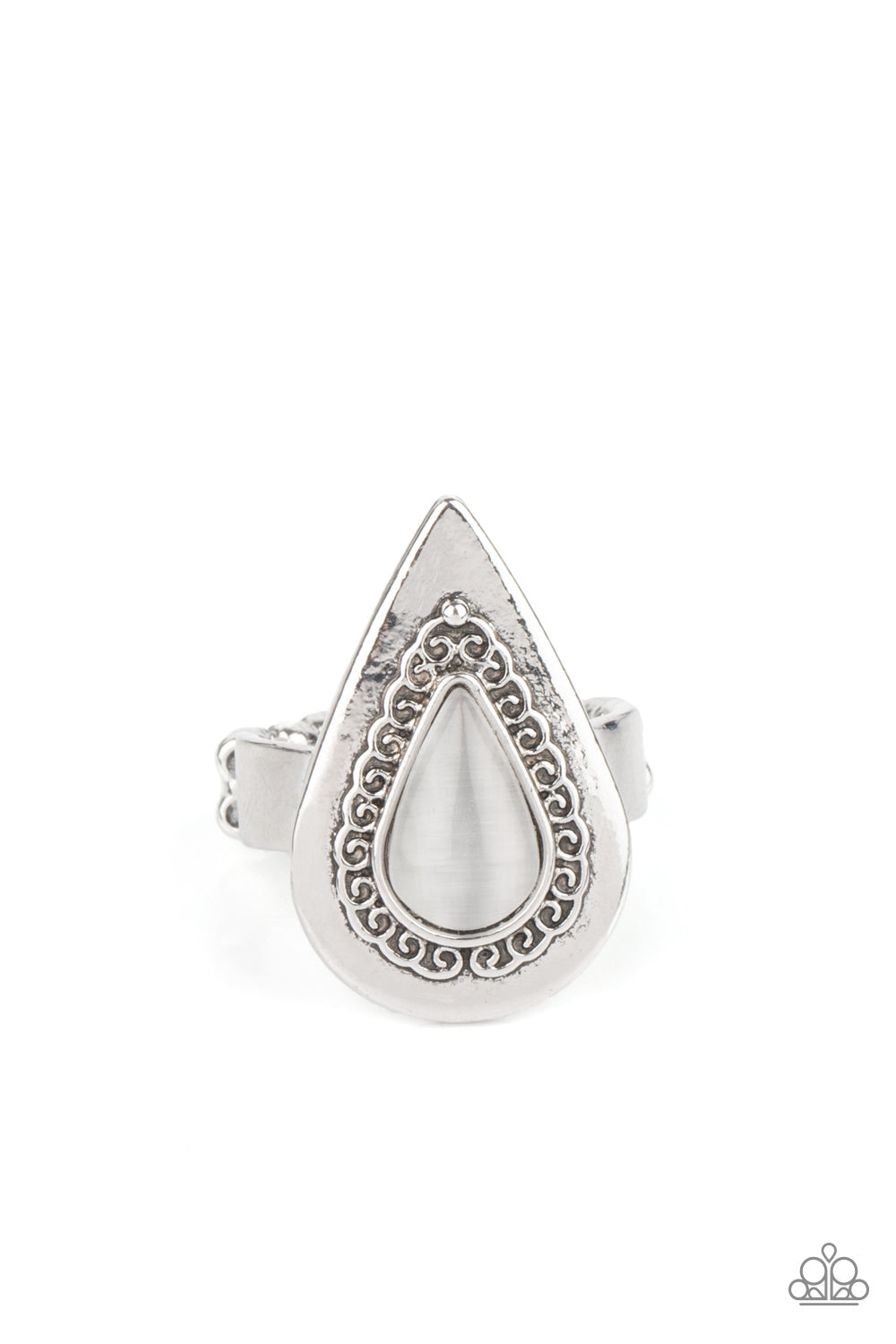Earthy Glow - white - Paparazzi ring