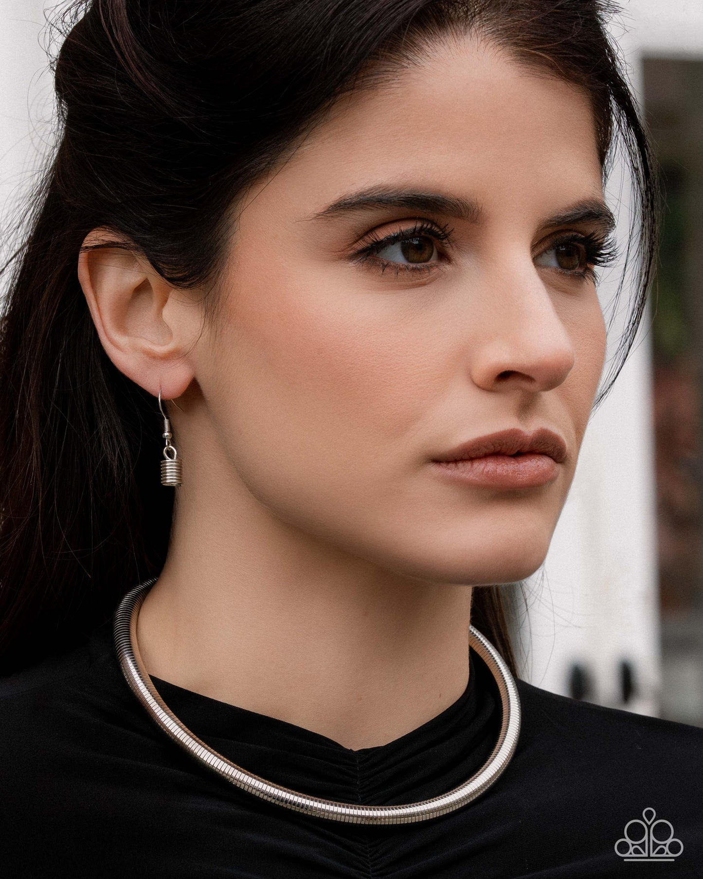 Elementary Elegance - silver - Paparazzi necklace