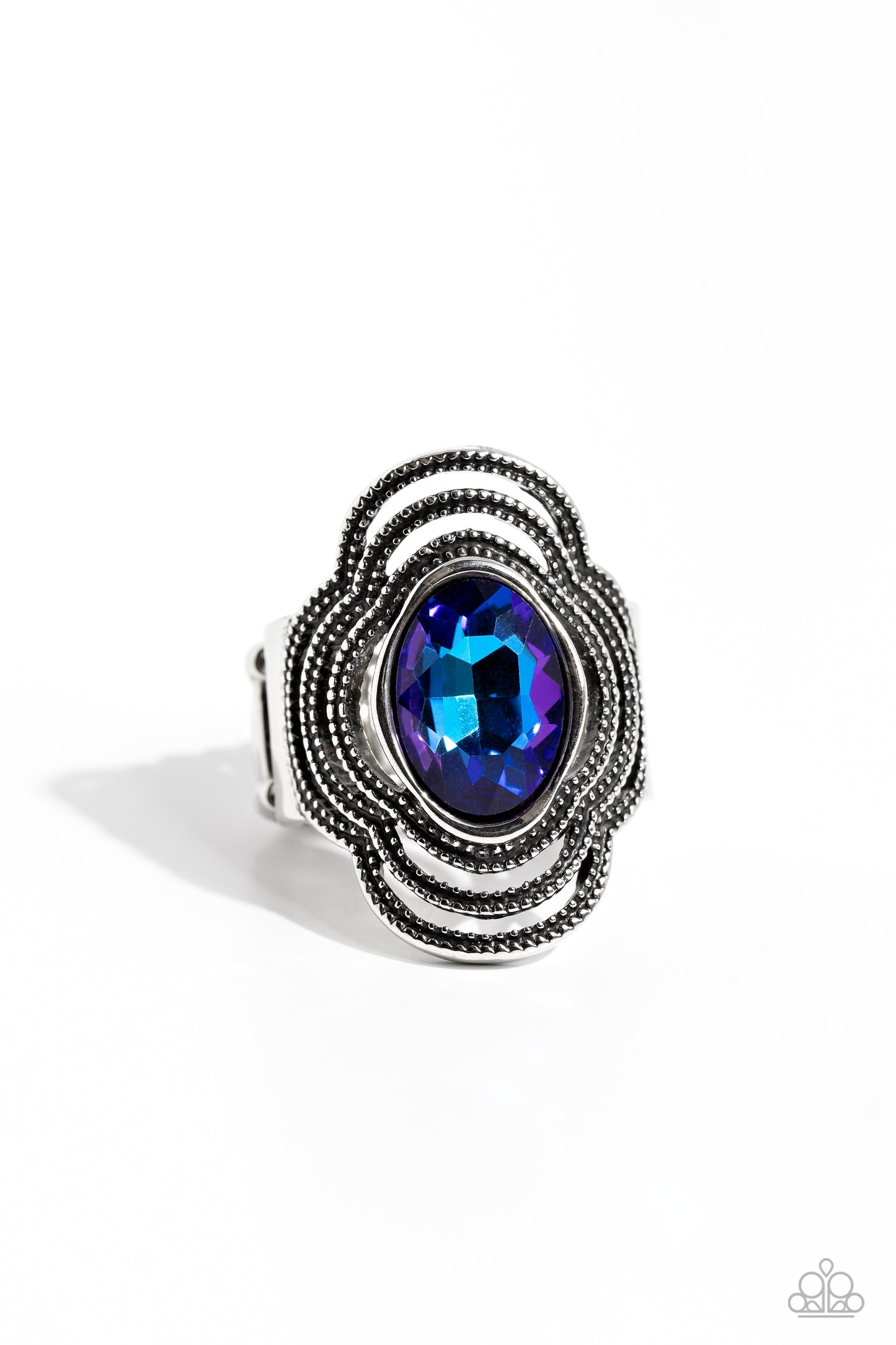 Entrancing Edge - blue - Paparazzi ring
