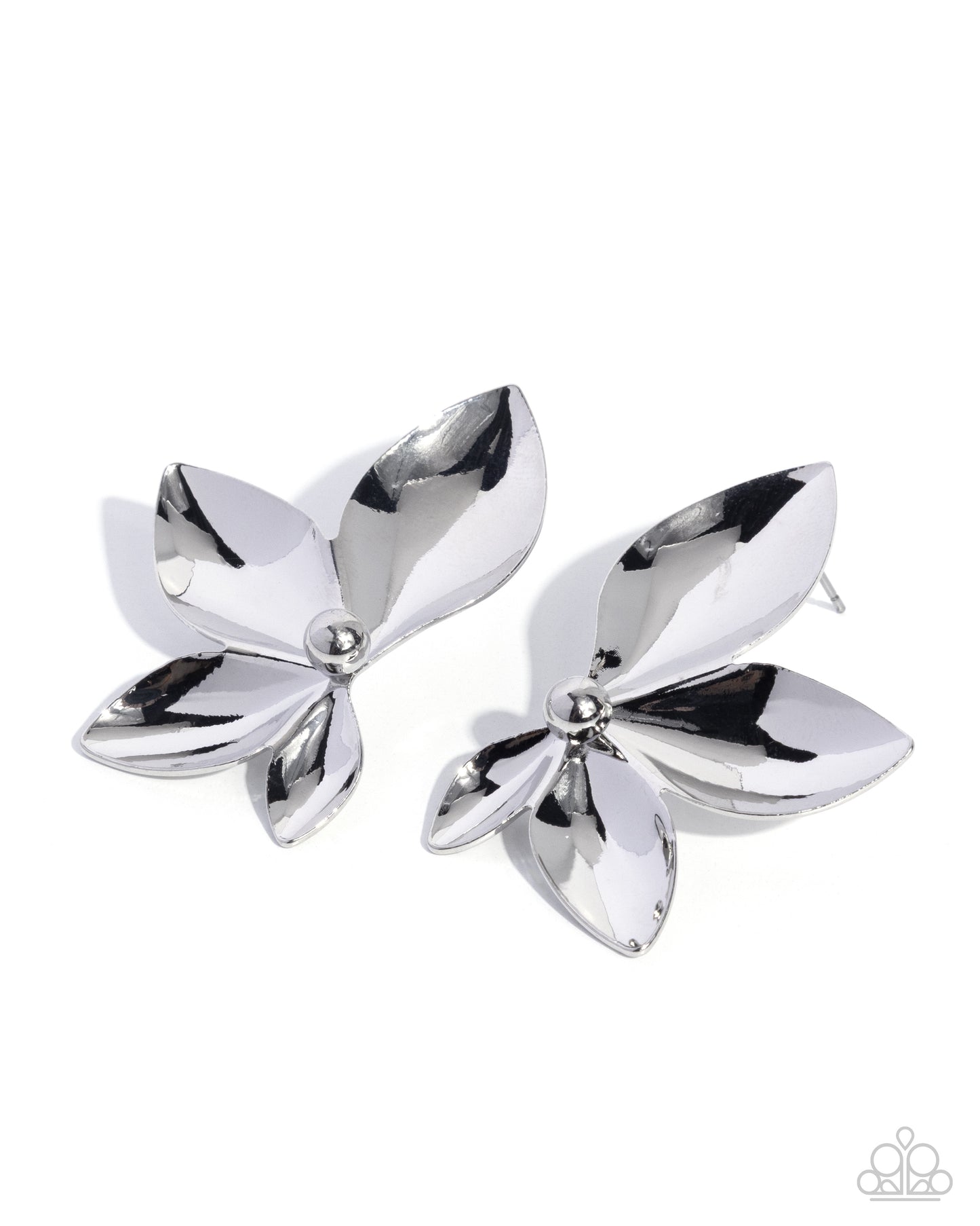 Expressive Elegance - silver - Paparazzi earrings