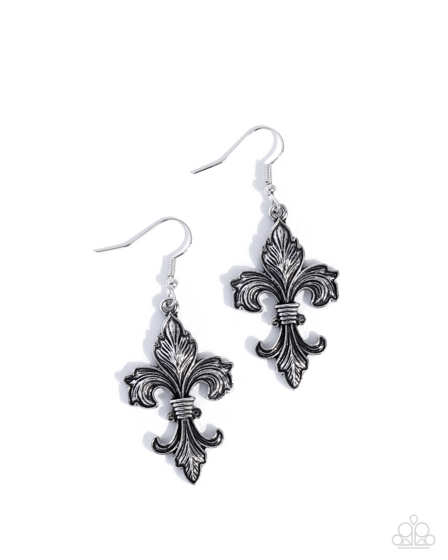 Fancy Fleur-De-Lis - silver - Paparazzi earrings