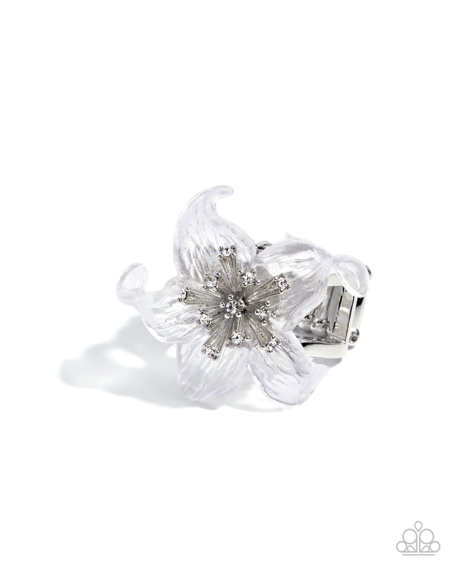 Floral Fable - white - Paparazzi ring