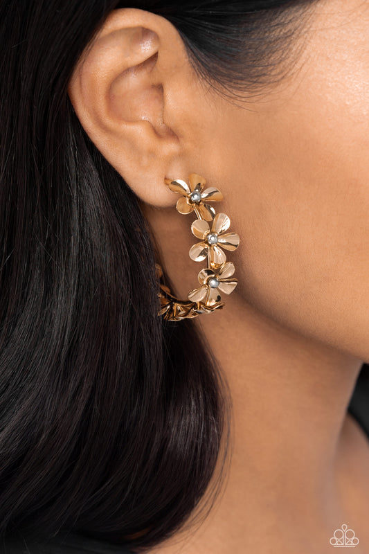 Floral Flamenco - gold - Paparazzi earrings