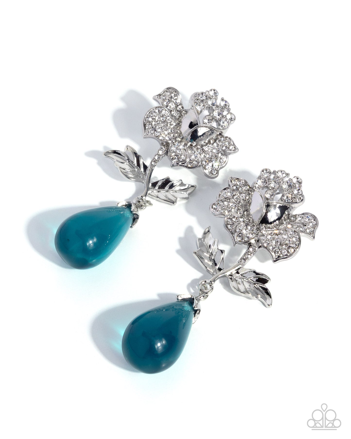 Flourishing Fringe - blue - Paparazzi earrings