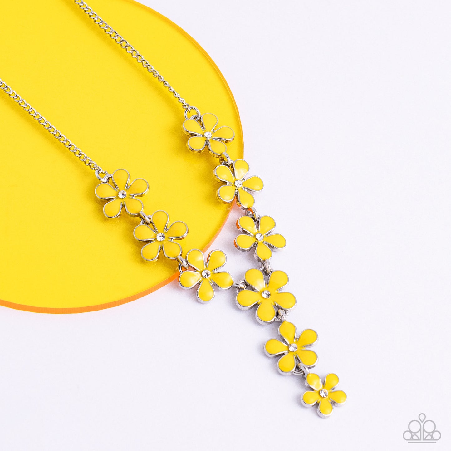 Flowering Feature - yellow - Paparazzi necklace