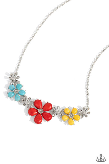 Growing Garland - red - Paparazzi necklace
