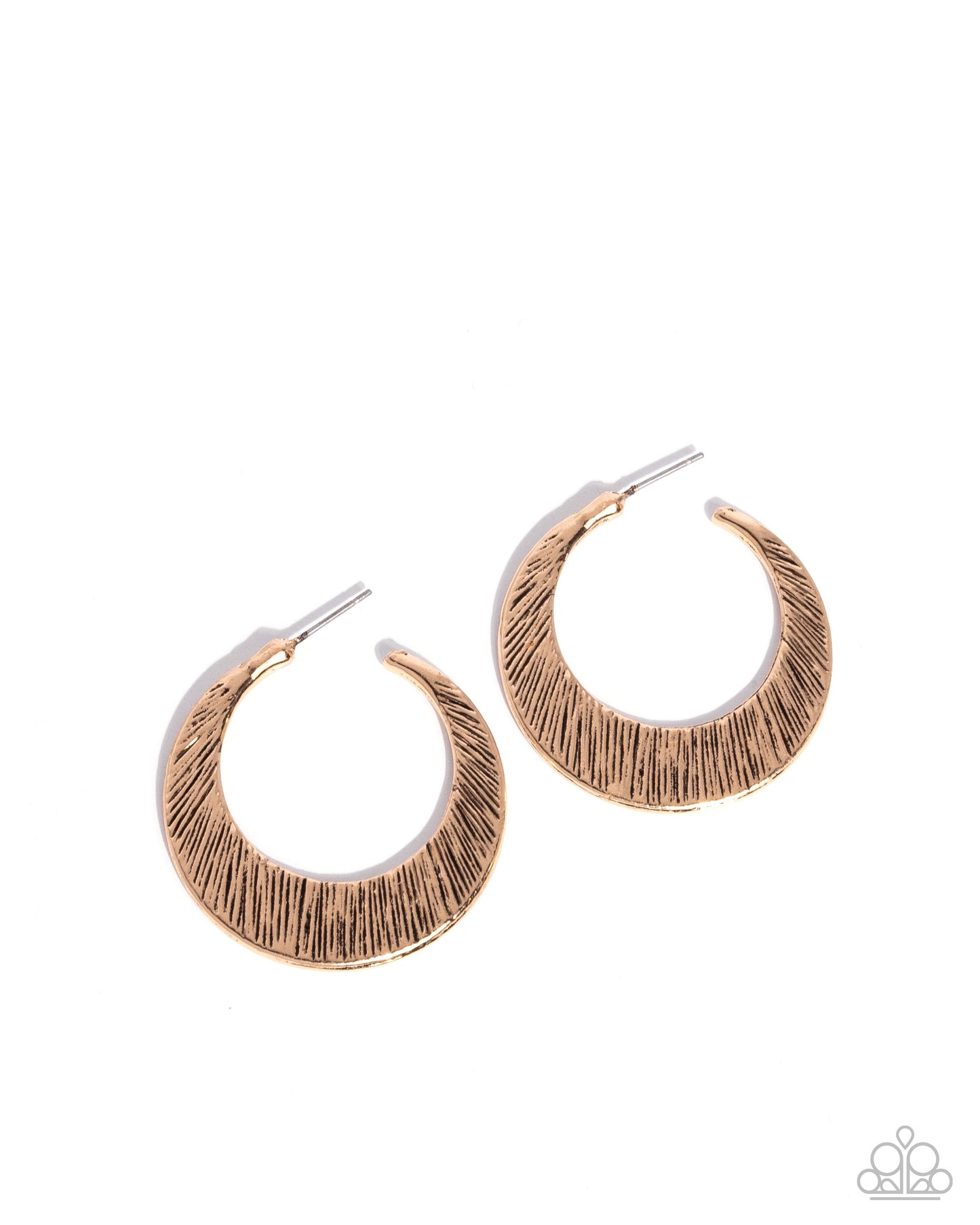 Hammered Haute - gold - Paparazzi earrings