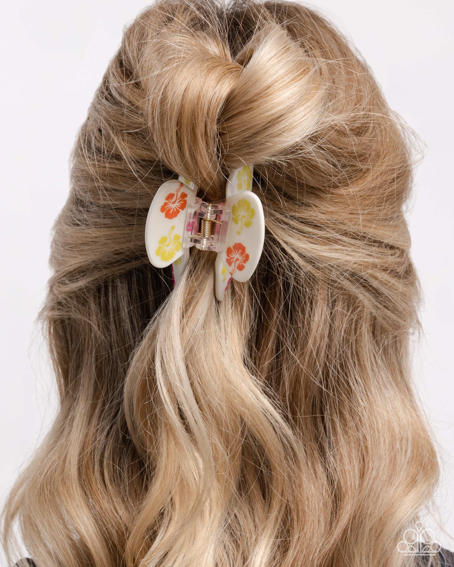 Hawaiian Harmony - white - Paparazzi hair clip