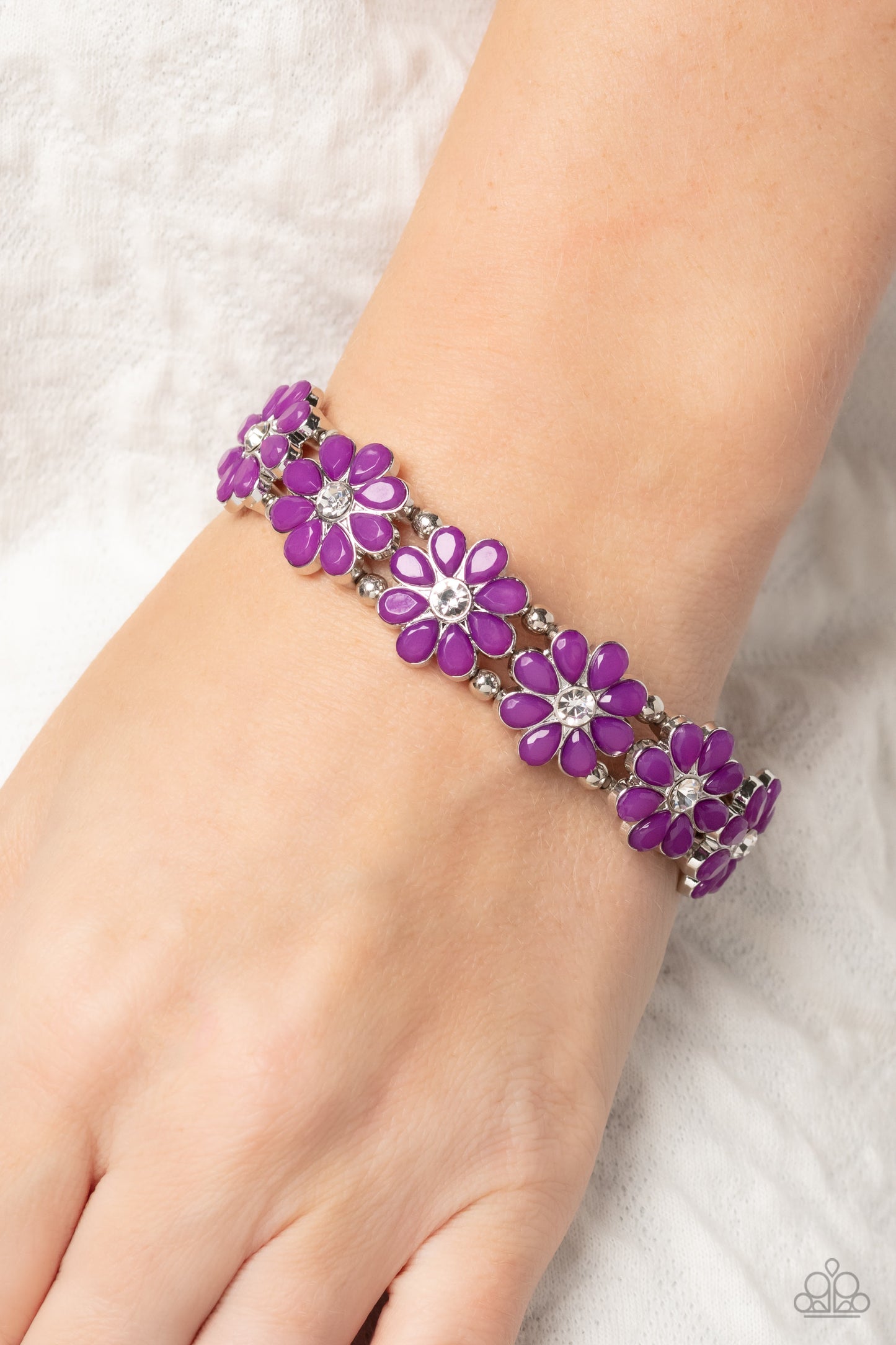 Hawaiian Holiday - purple - Paparazzi bracelet