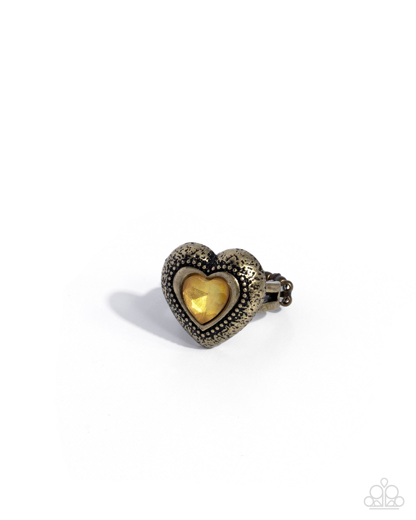 Heartfelt History - brass - Paparazzi ring