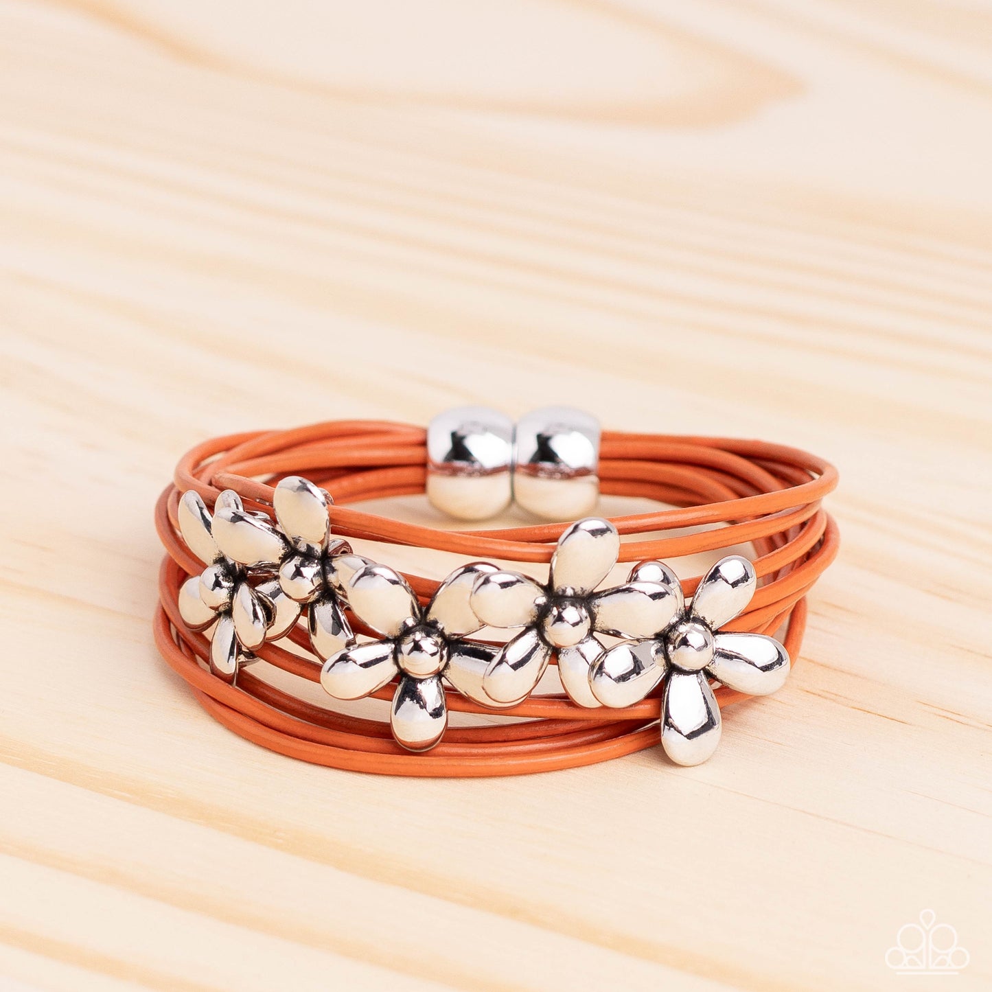Here Comes the BLOOM - orange - Paparazzi bracelet