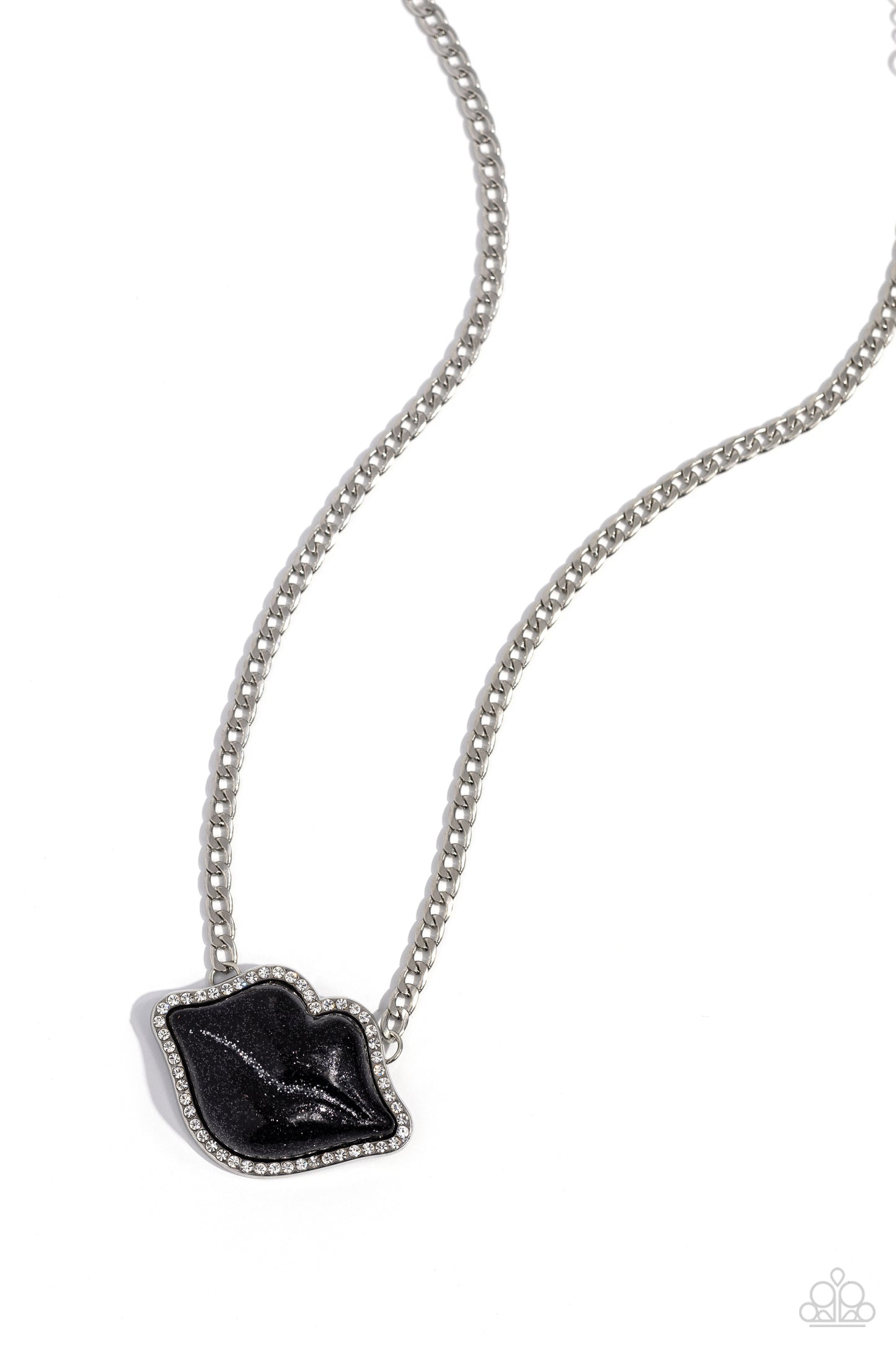 Lip Locked - black - Paparazzi necklace