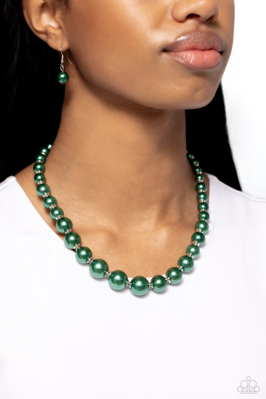 Manhattan Mogul - green - Paparazzi necklace