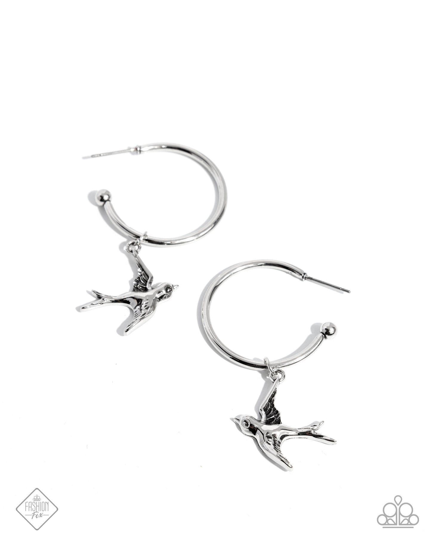 Meadowlark Memento - silver - Paparazzi earrings