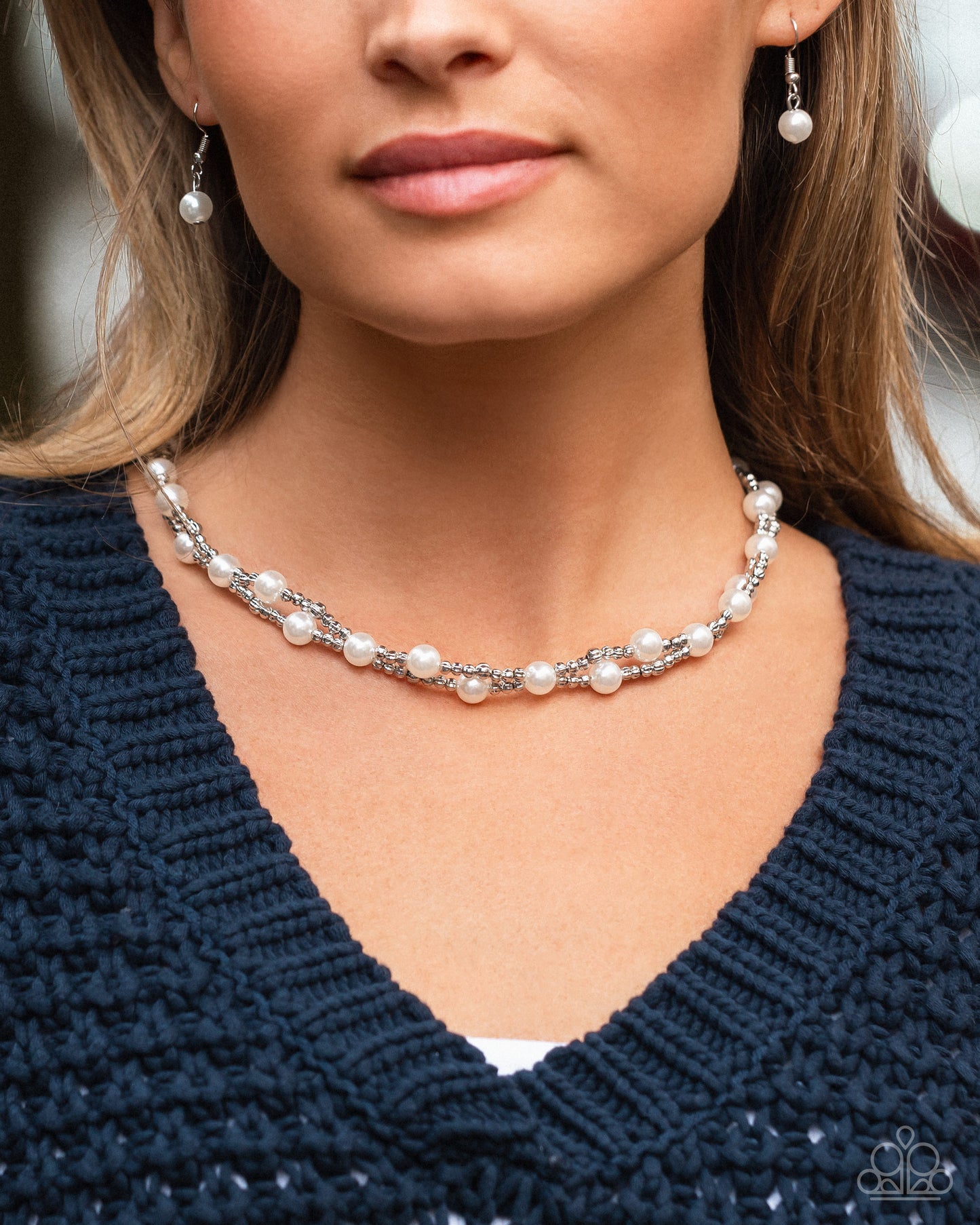 Pearl Pace - white - Paparazzi necklace