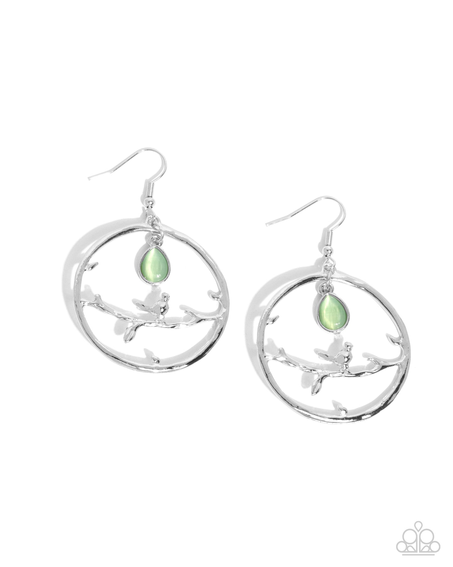 Picturesque Scene - green - Paparazzi earrings