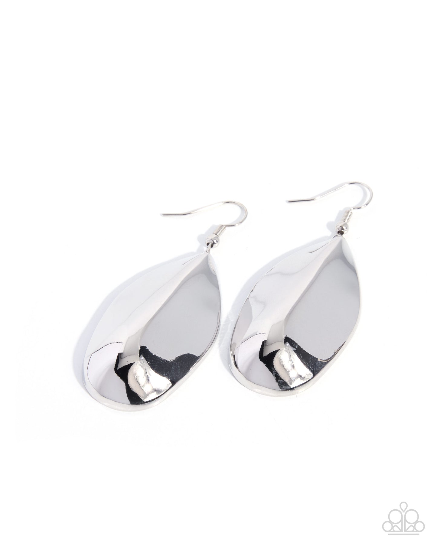 Polished Pinch - silver - Paparazzi earrings