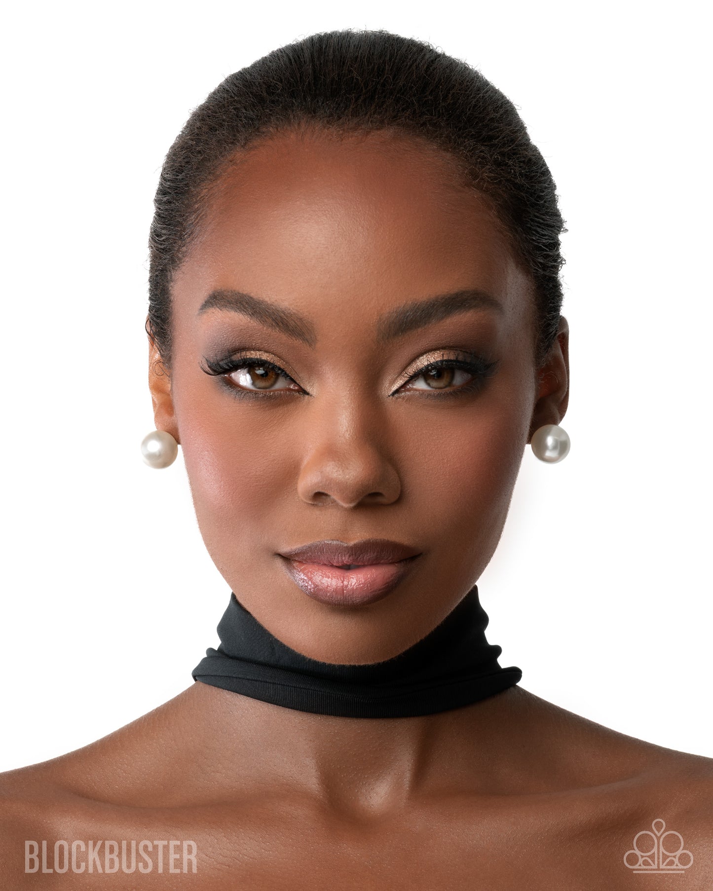 Preppy Princess - white - Paparazzi earrings