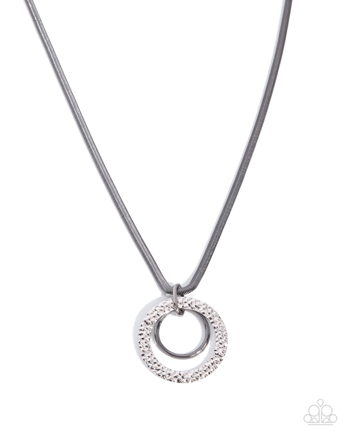 Radical Rings - black - Paparazzi necklace