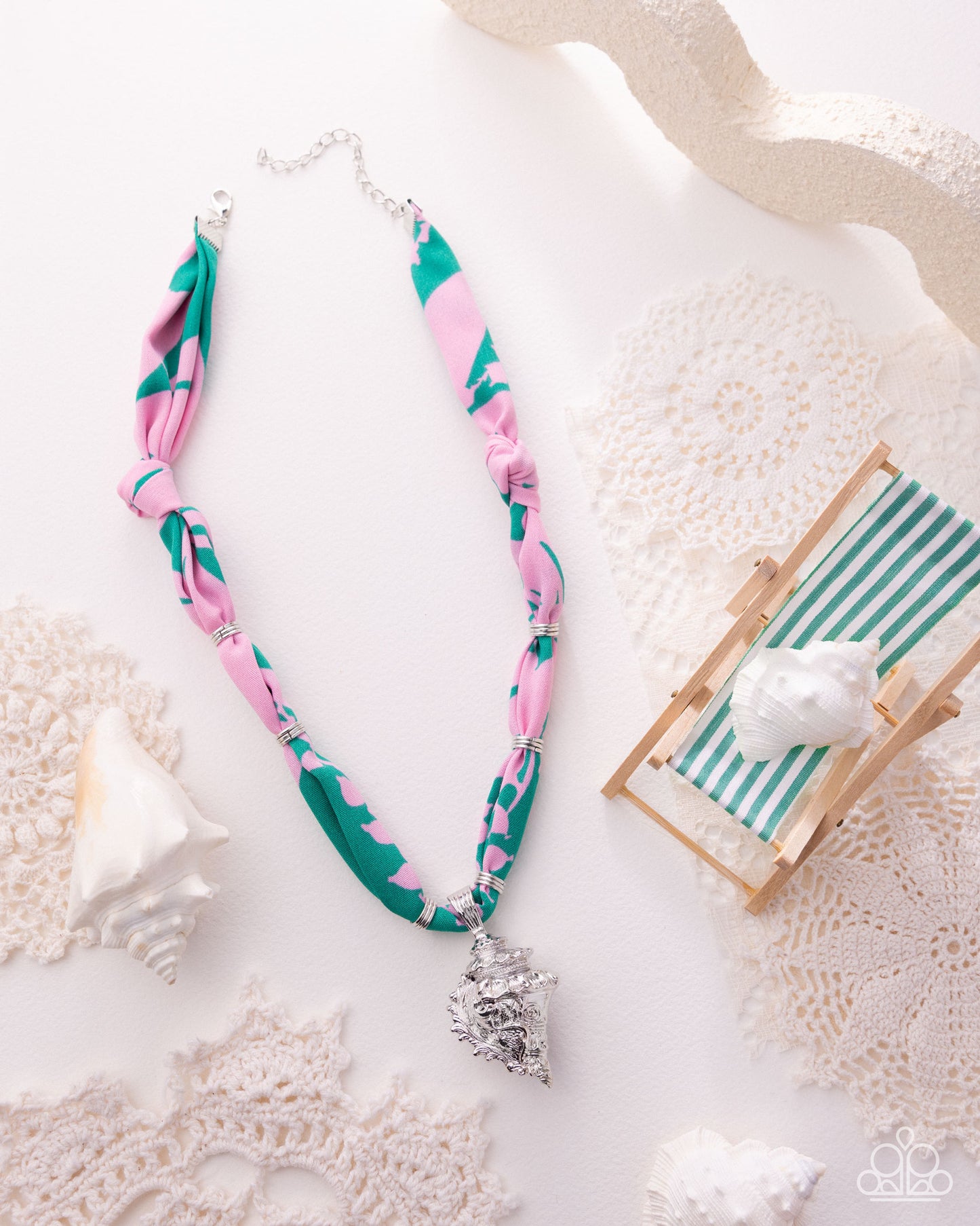 Resort Runway - green - Paparazzi necklace