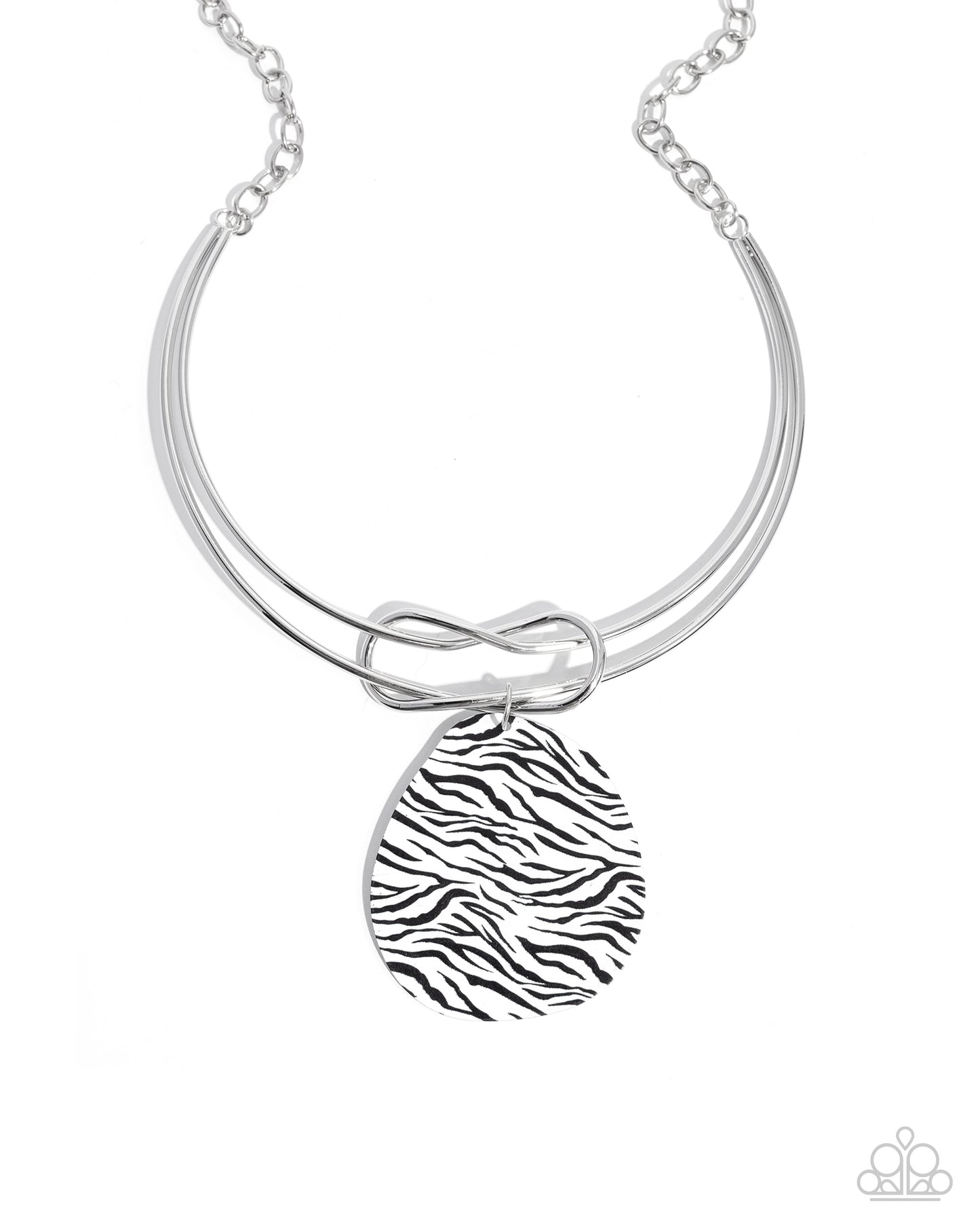 Running Wild - white - Paparazzi necklace