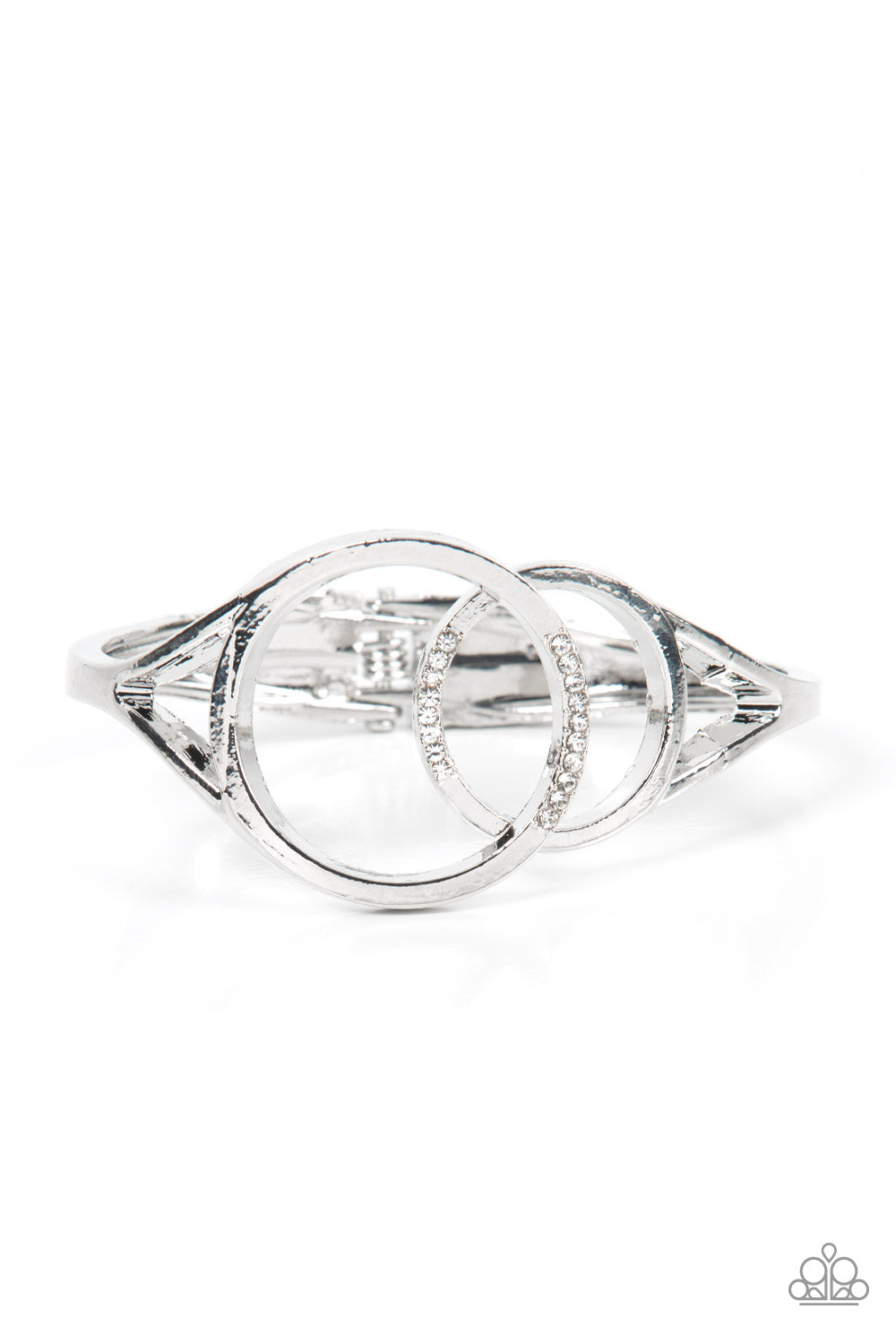 Scope of Expertise - white - Paparazzi bracelet