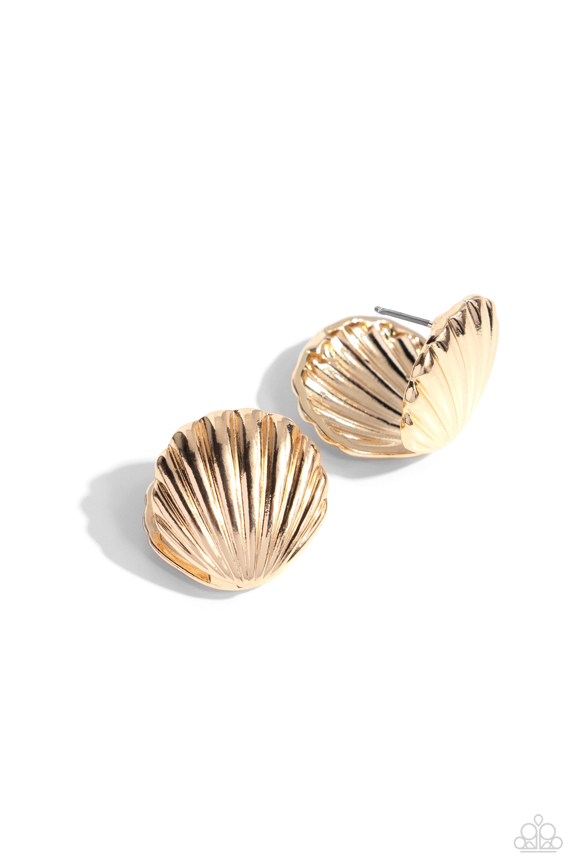 Seashell Surprise - gold - Paparazzi earrings