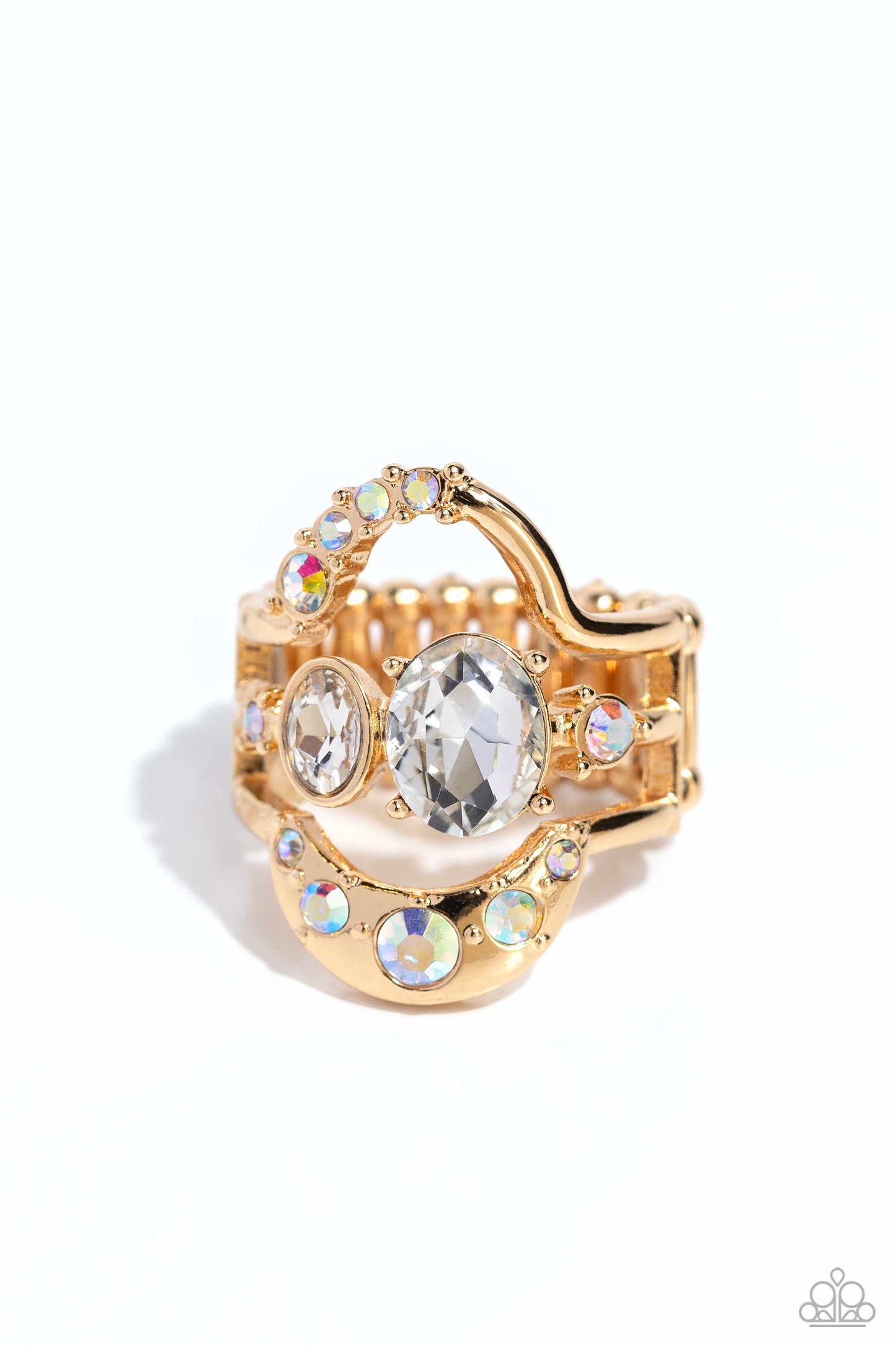 Shopaholic Statement - gold - Paparazzi ring