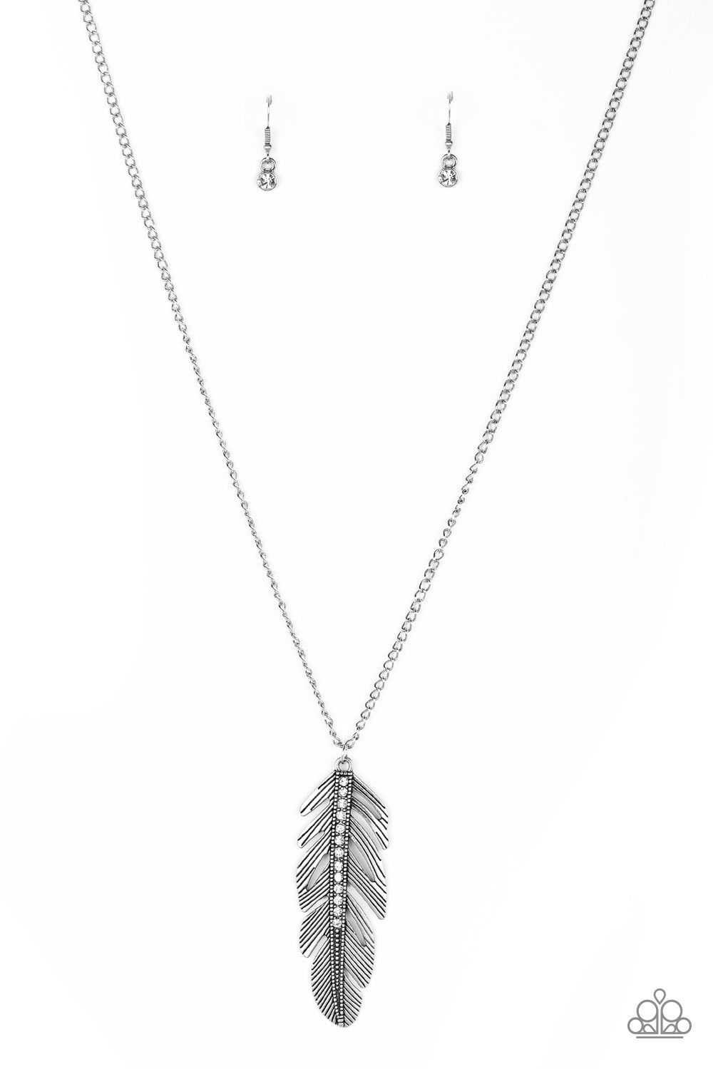 Sky Quest - white - Paparazzi necklace