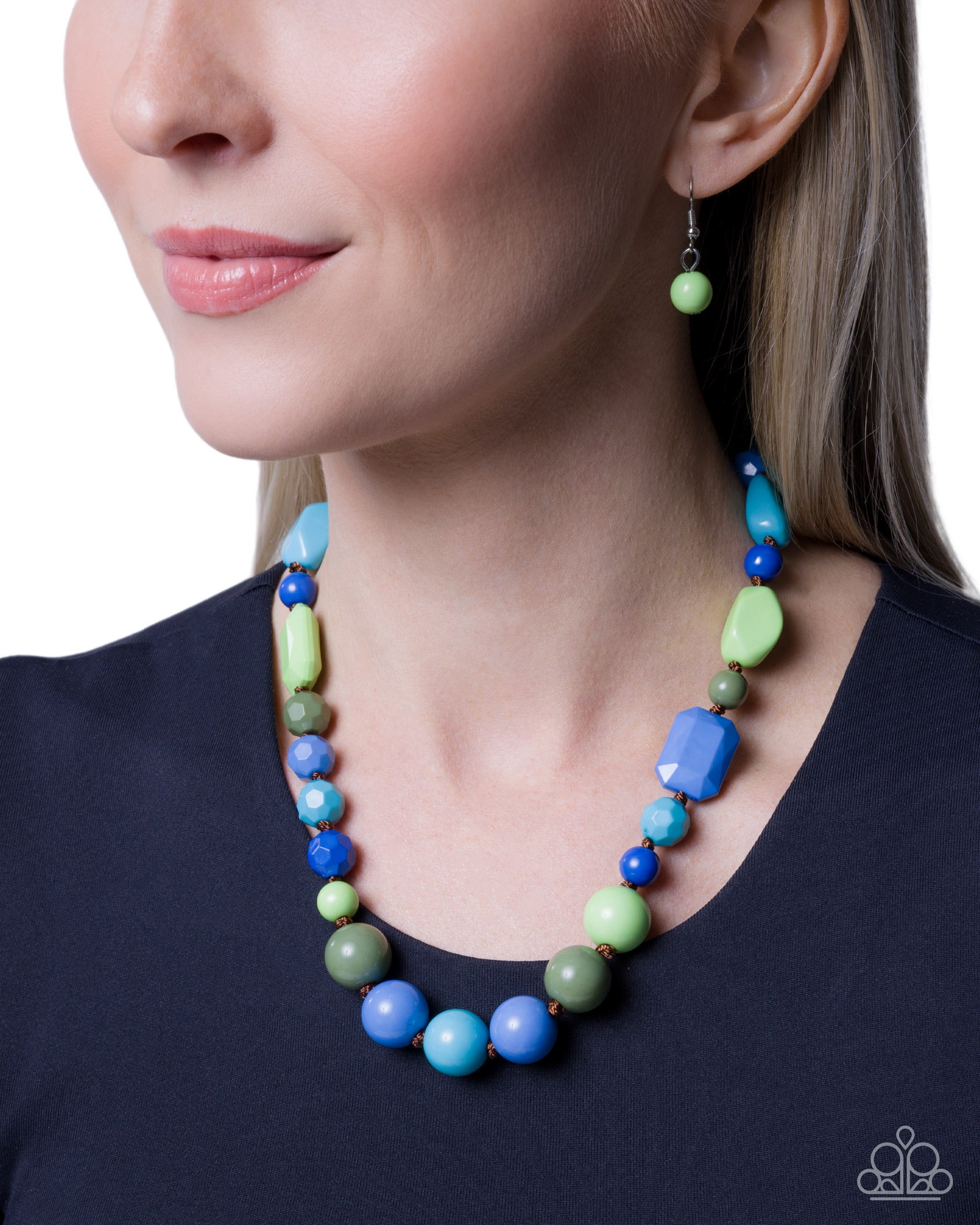 Socialite Shapes - green - Paparazzi necklace – JewelryBlingThing
