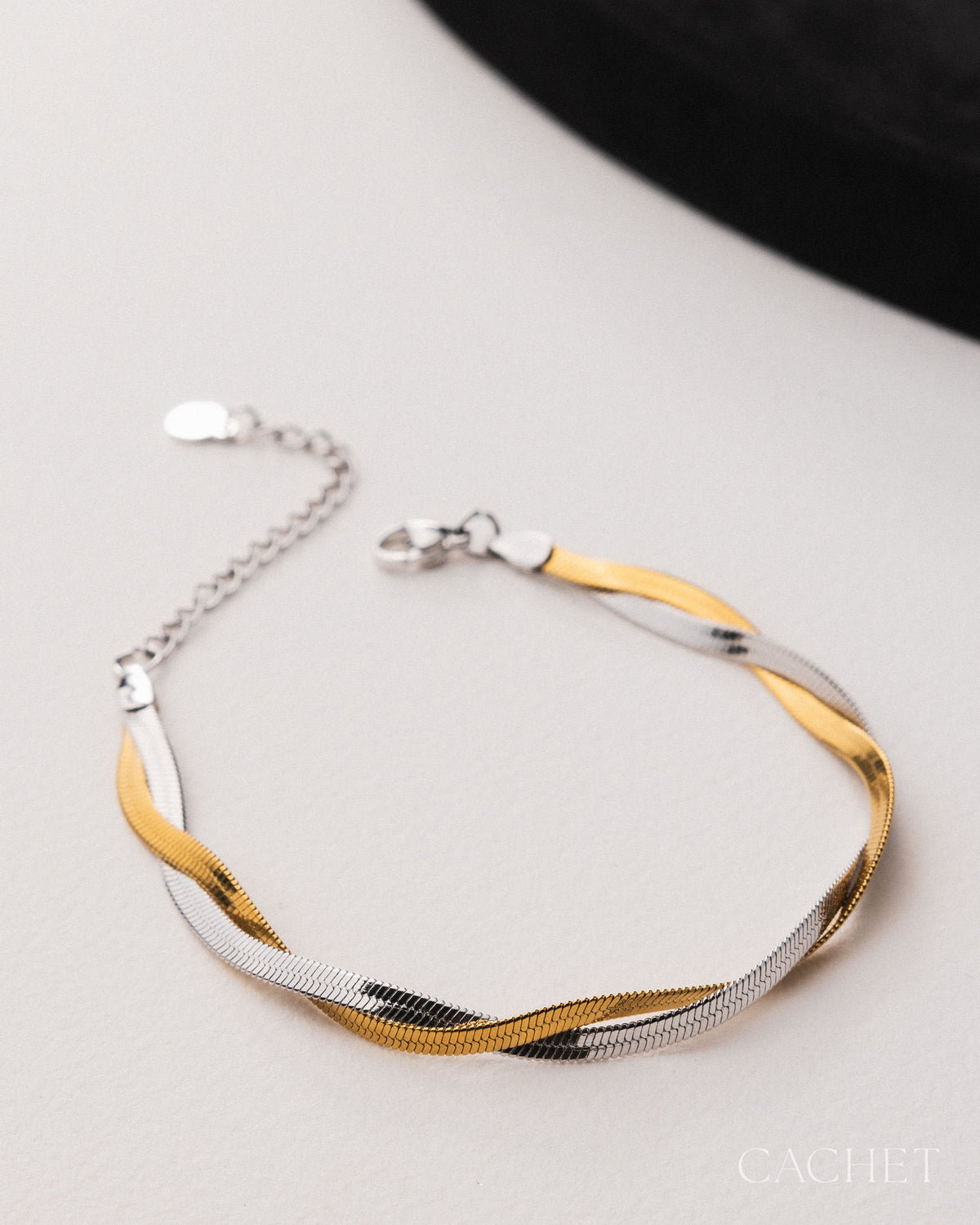 Soignée - Cachet bracelet - Cachet by Paparazzi