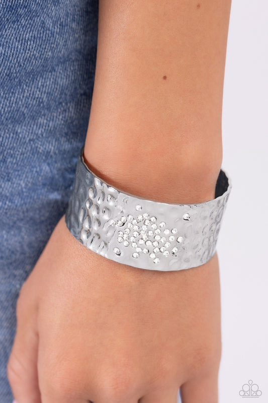 Speckled Sparkle - white - Paparazzi bracelet
