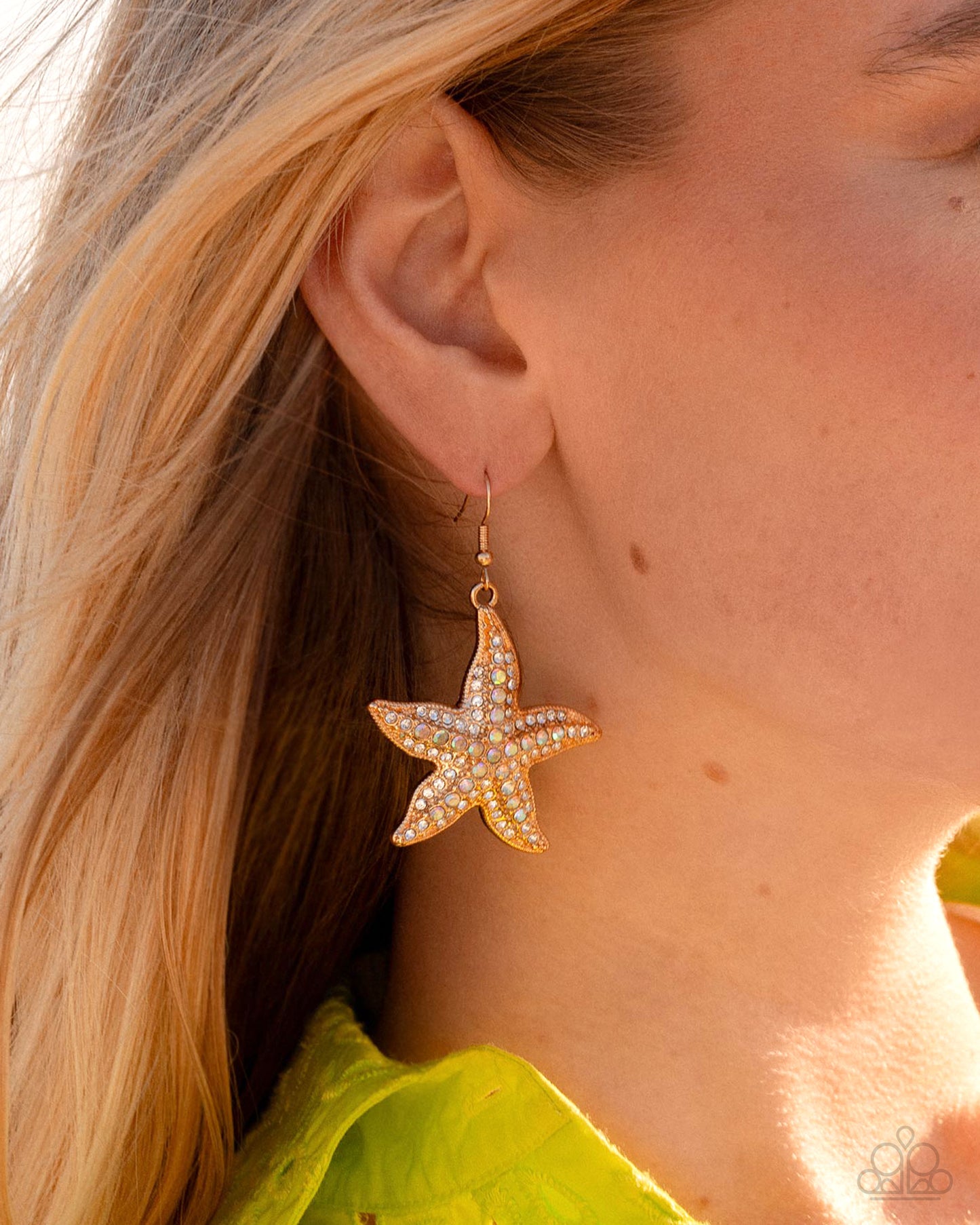 Starfish Spectacle - gold - Paparazzi earrings