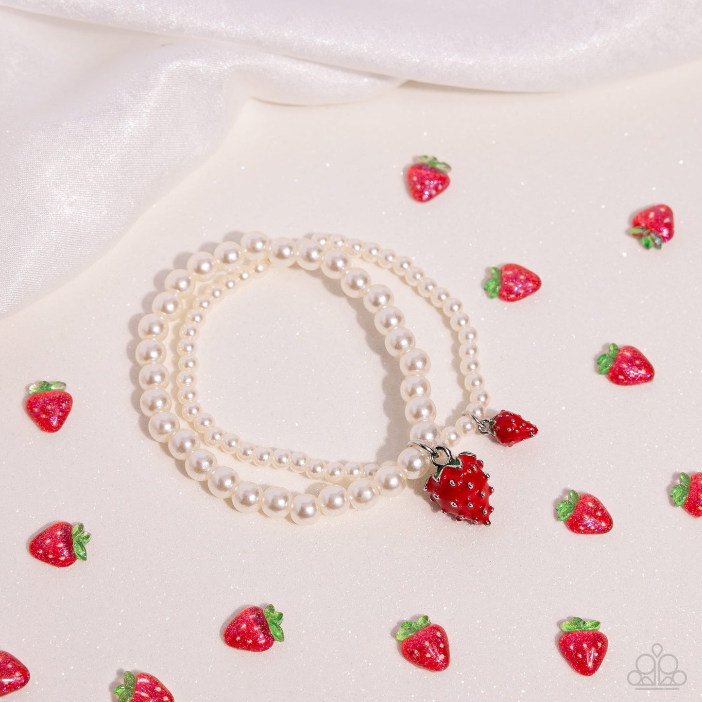 Strawberry Season - red - Paparazzi bracelet