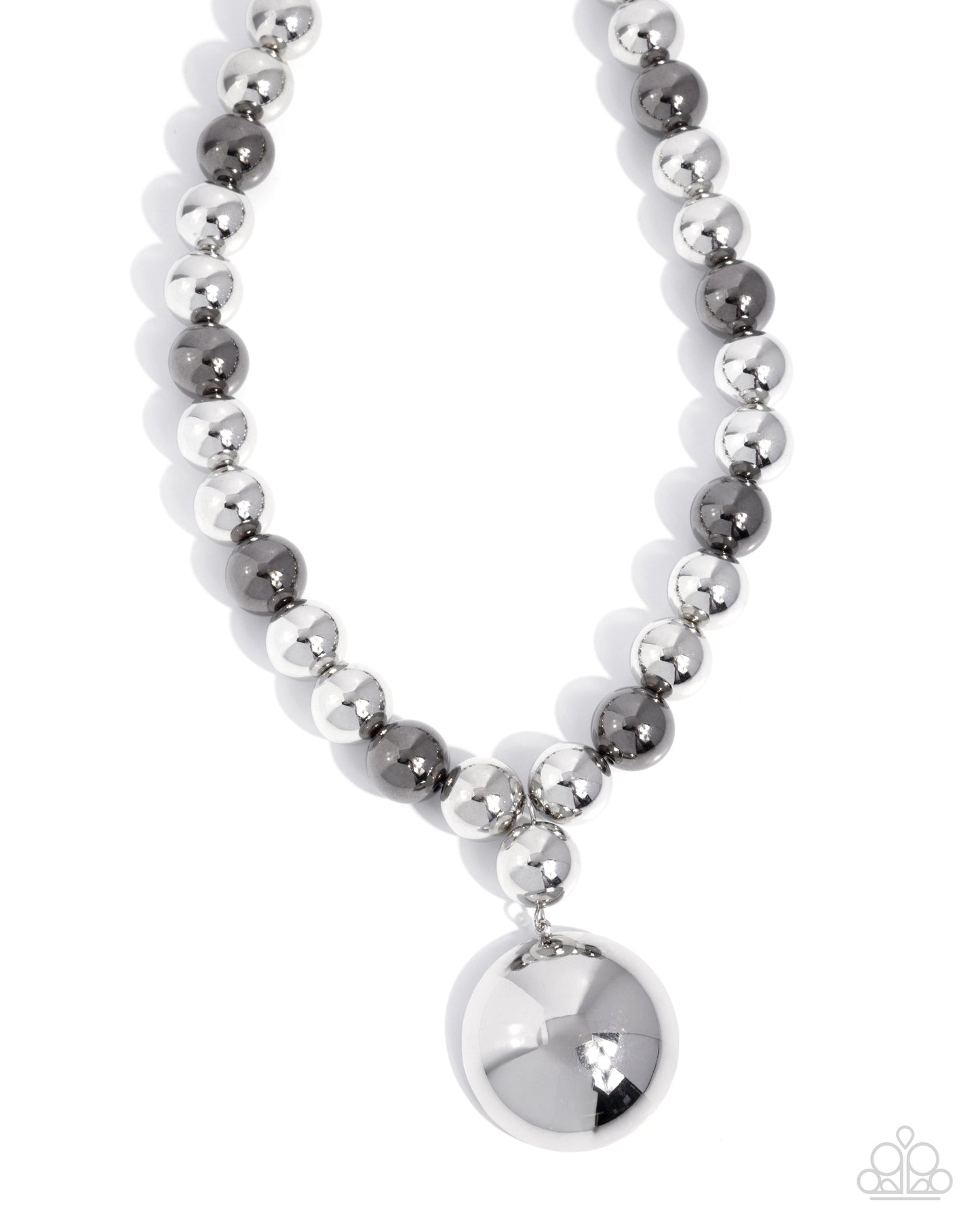 Taking A Shine To - silver - Paparazzi necklace