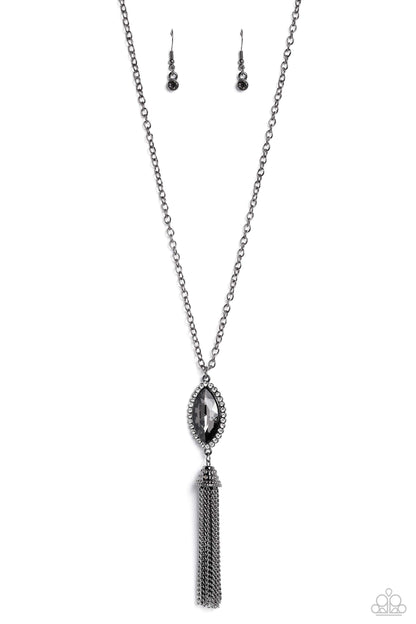 Tassel Tabloid - black - Paparazzi necklace