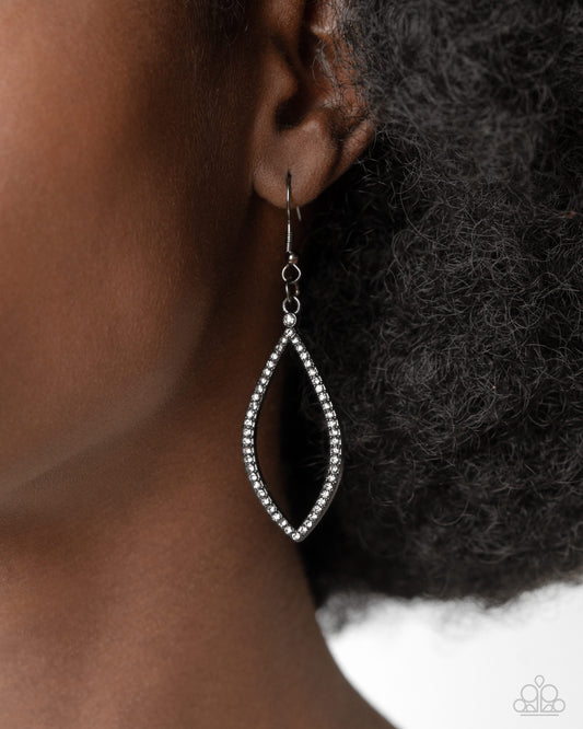 Twinkly Treat - black - Paparazzi earrings